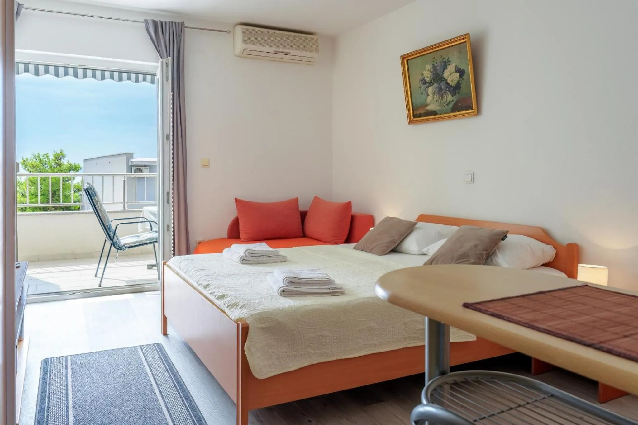 Bedroom, Bed in Studios Ruža