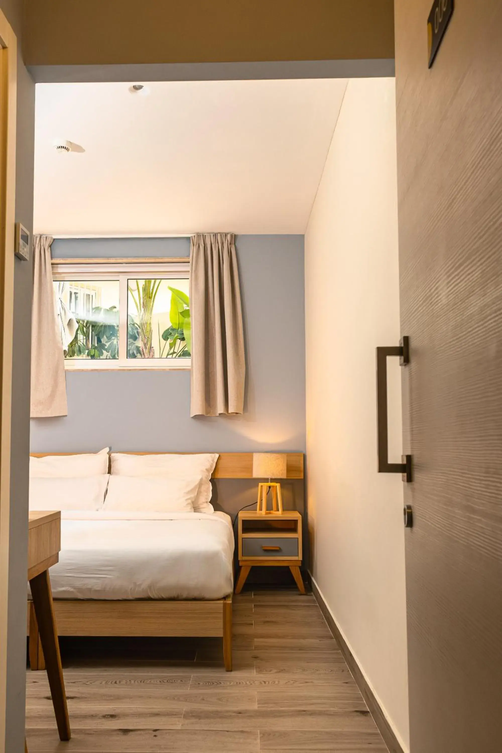 Budget Double or Twin Ground Floor - Annex in Ta' Tereza In Manwel Dimech Budget Double or Twin Ground Floor - Annex in Ta' Tereza In Manwel Dimech