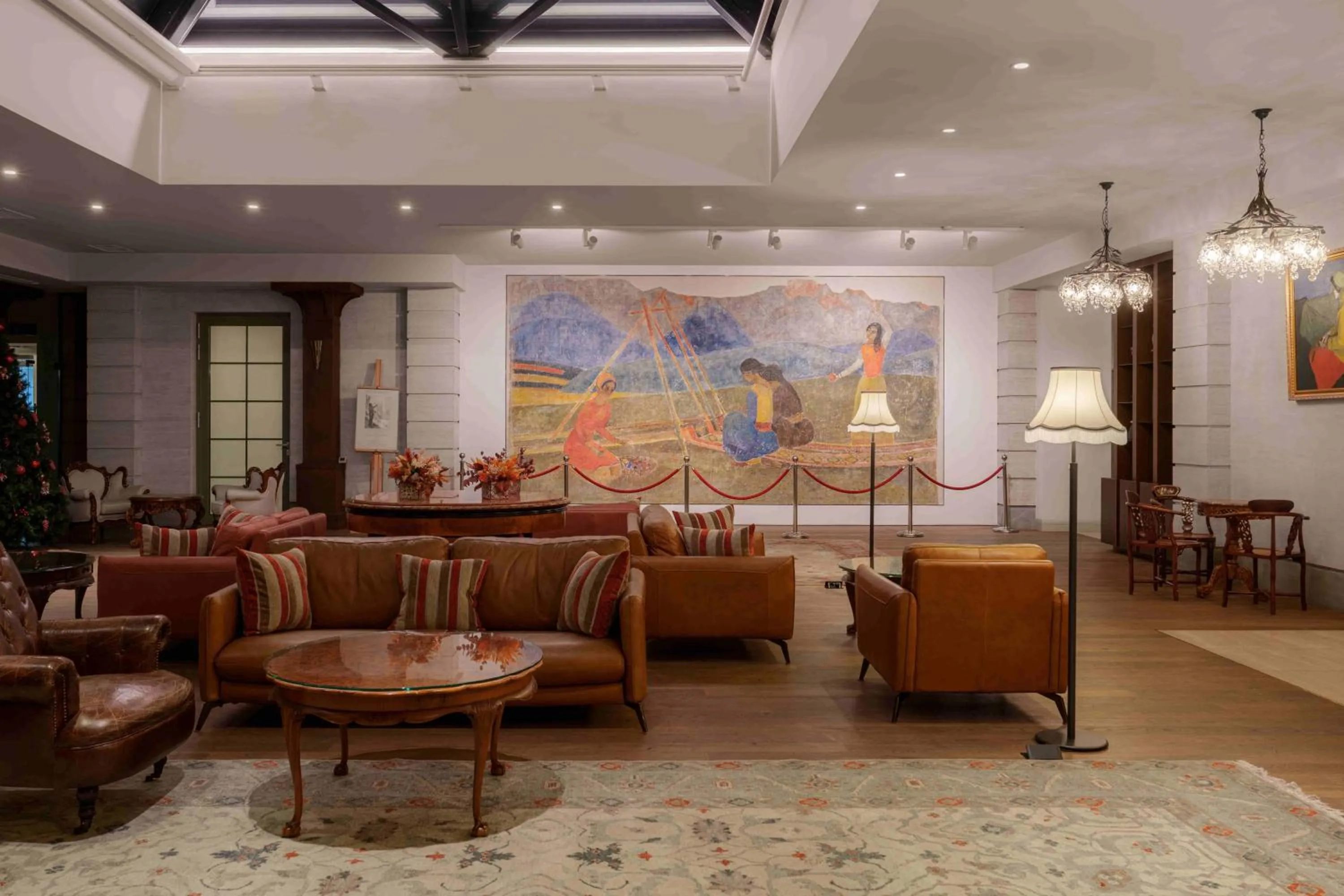 Lobby or reception in GRAND HOTEL GYUMRI by APRICOT Hotels