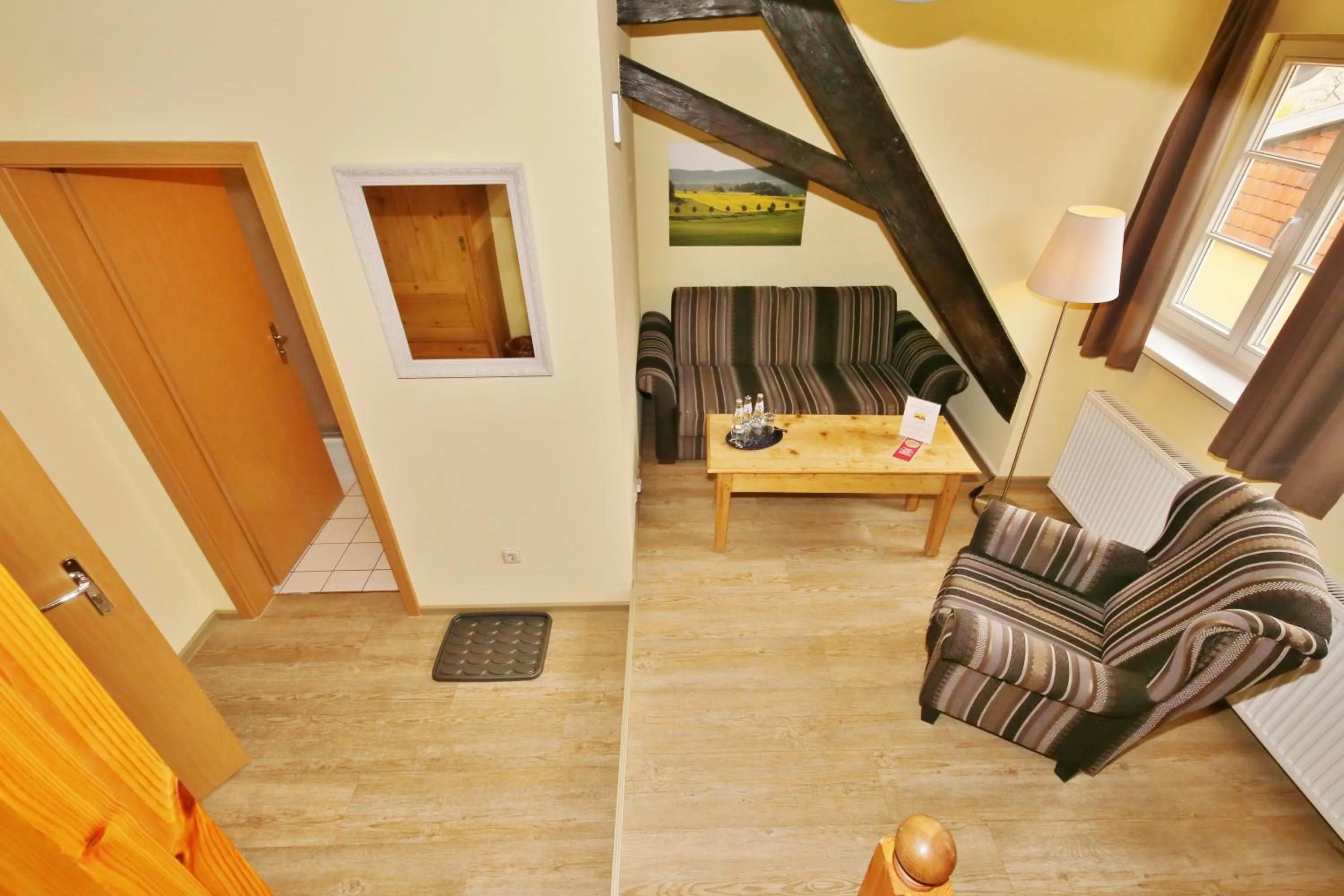 Seating area in Maria Aurora