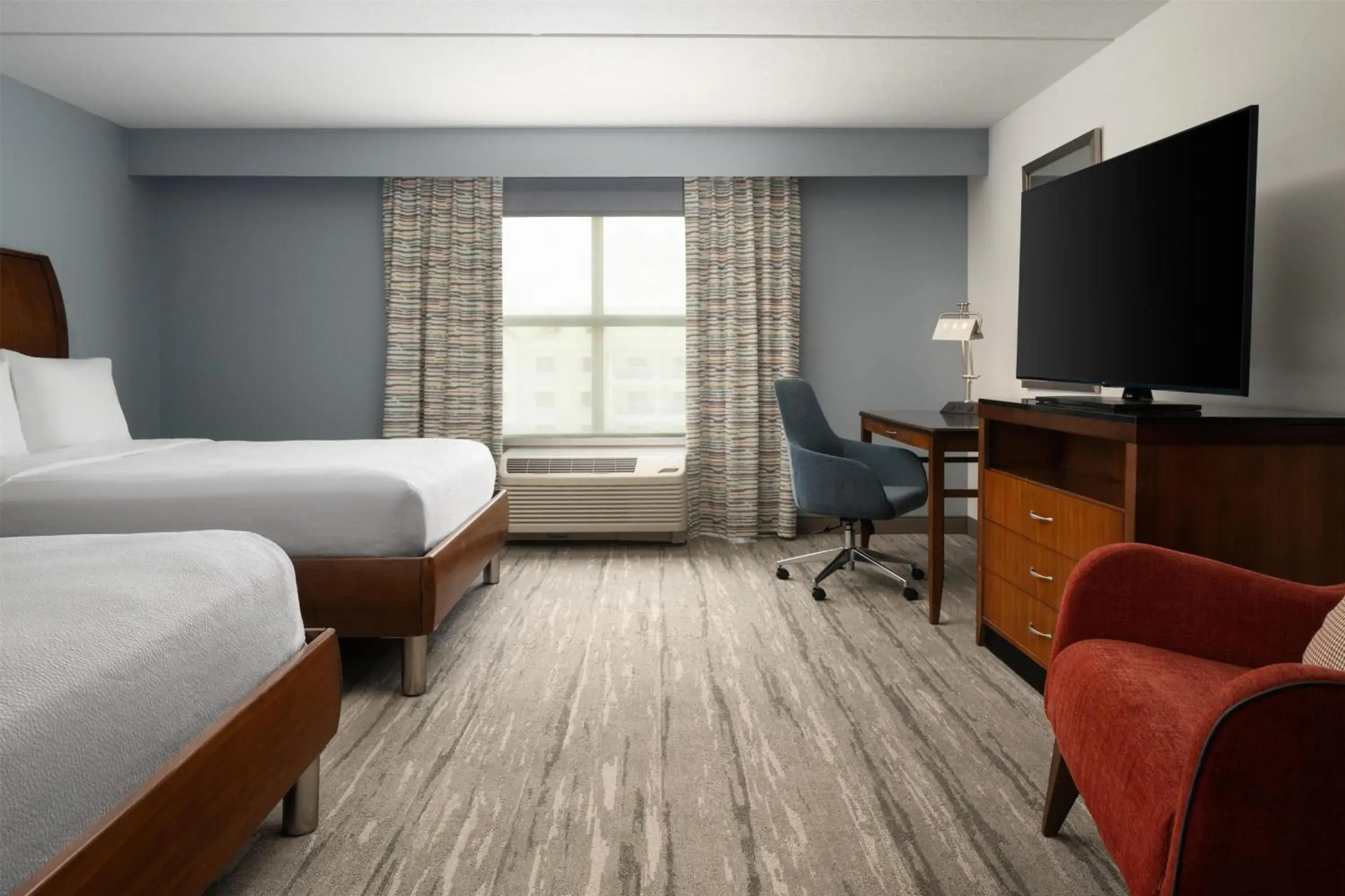 Queen Room with Two Queen Beds - Mobility and Hearing Access in Hilton Garden Inn Charleston Waterfront/Downtown Queen Room with Two Queen Beds - Mobility and Hearing Access in Hilton Garden Inn Charleston Waterfront/Downtown