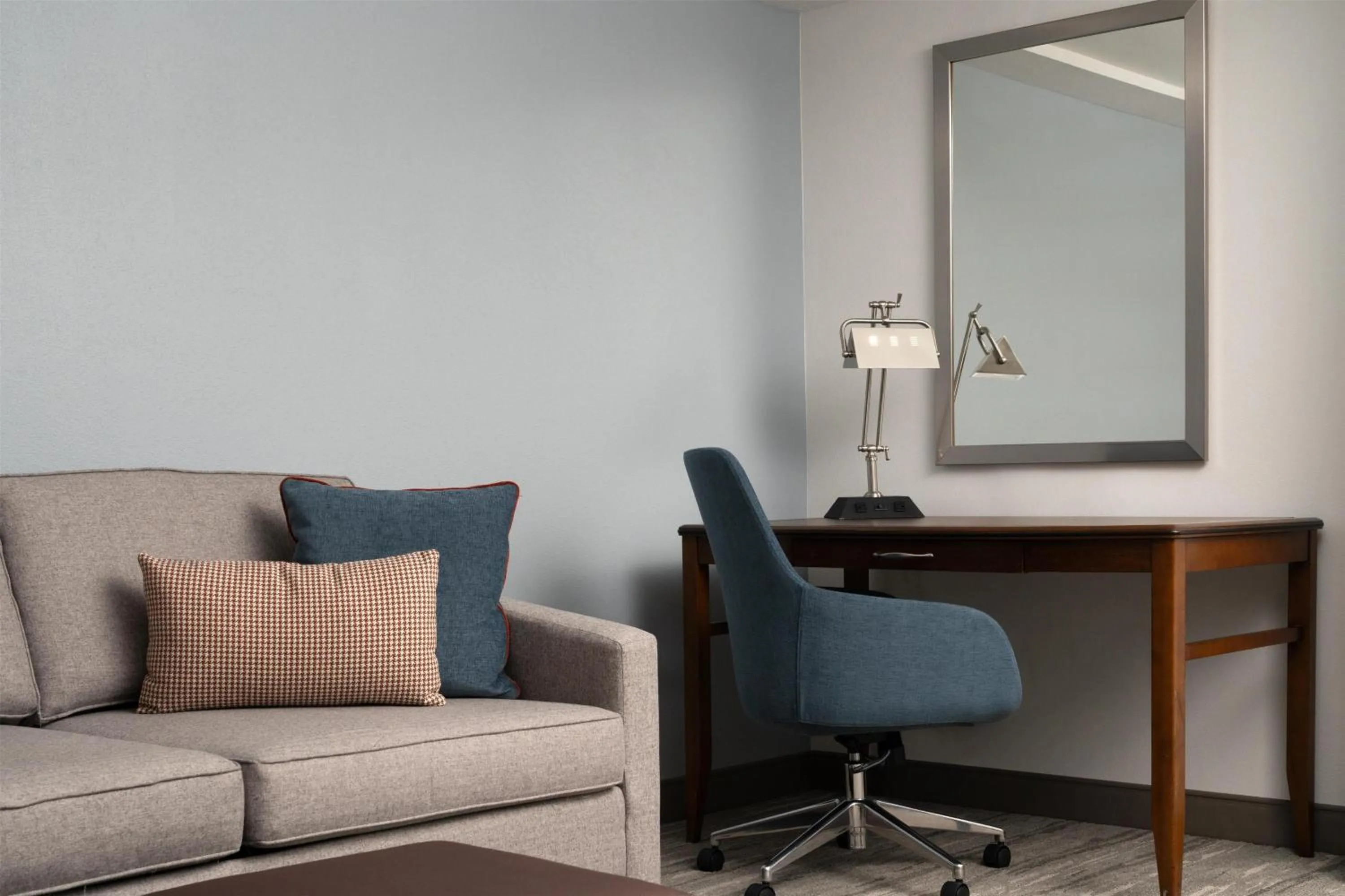 Bedroom in Hilton Garden Inn Charleston Waterfront/Downtown