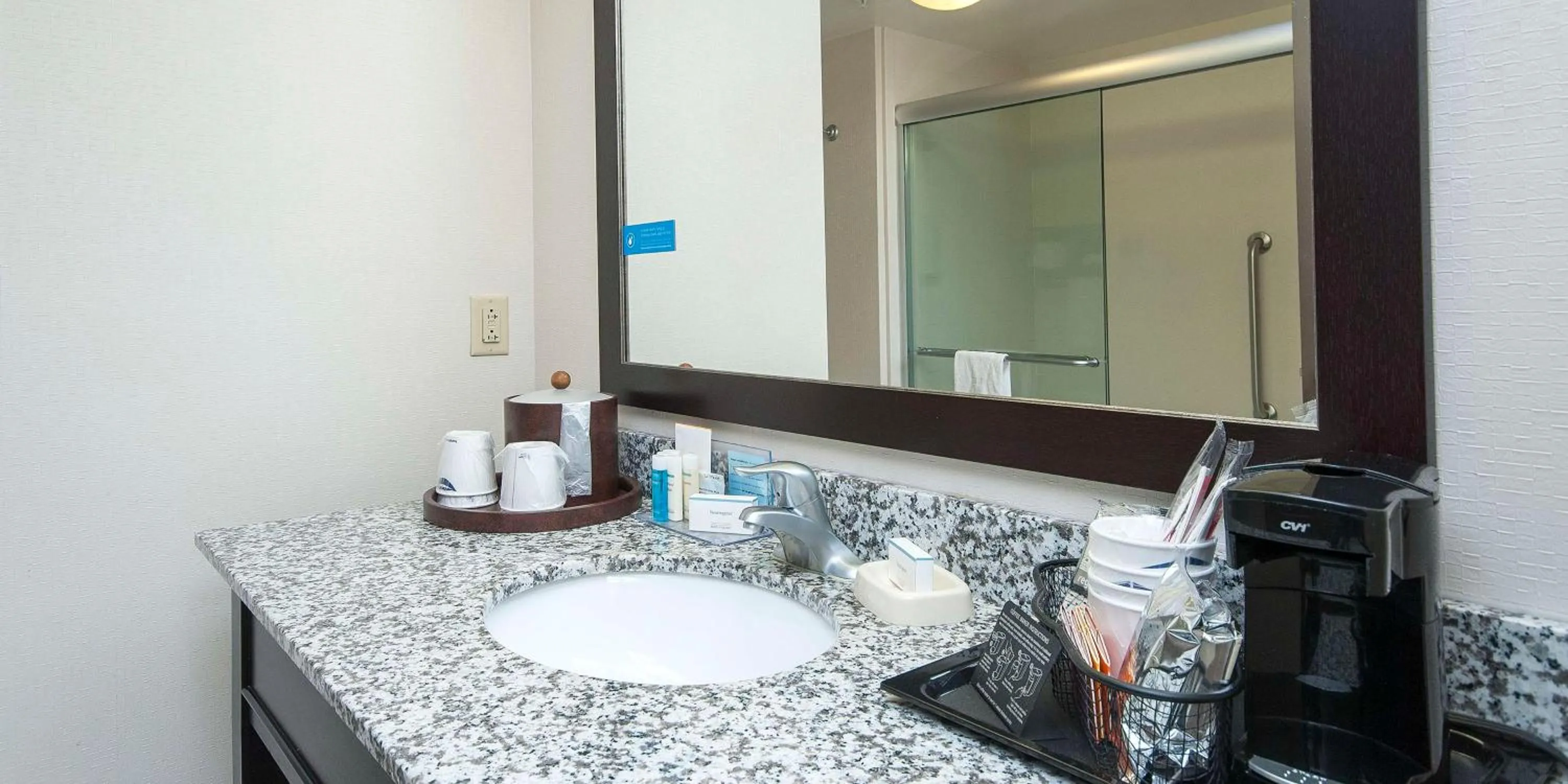 Bathroom in Hampton Inn & Suites Seneca-Clemson Area