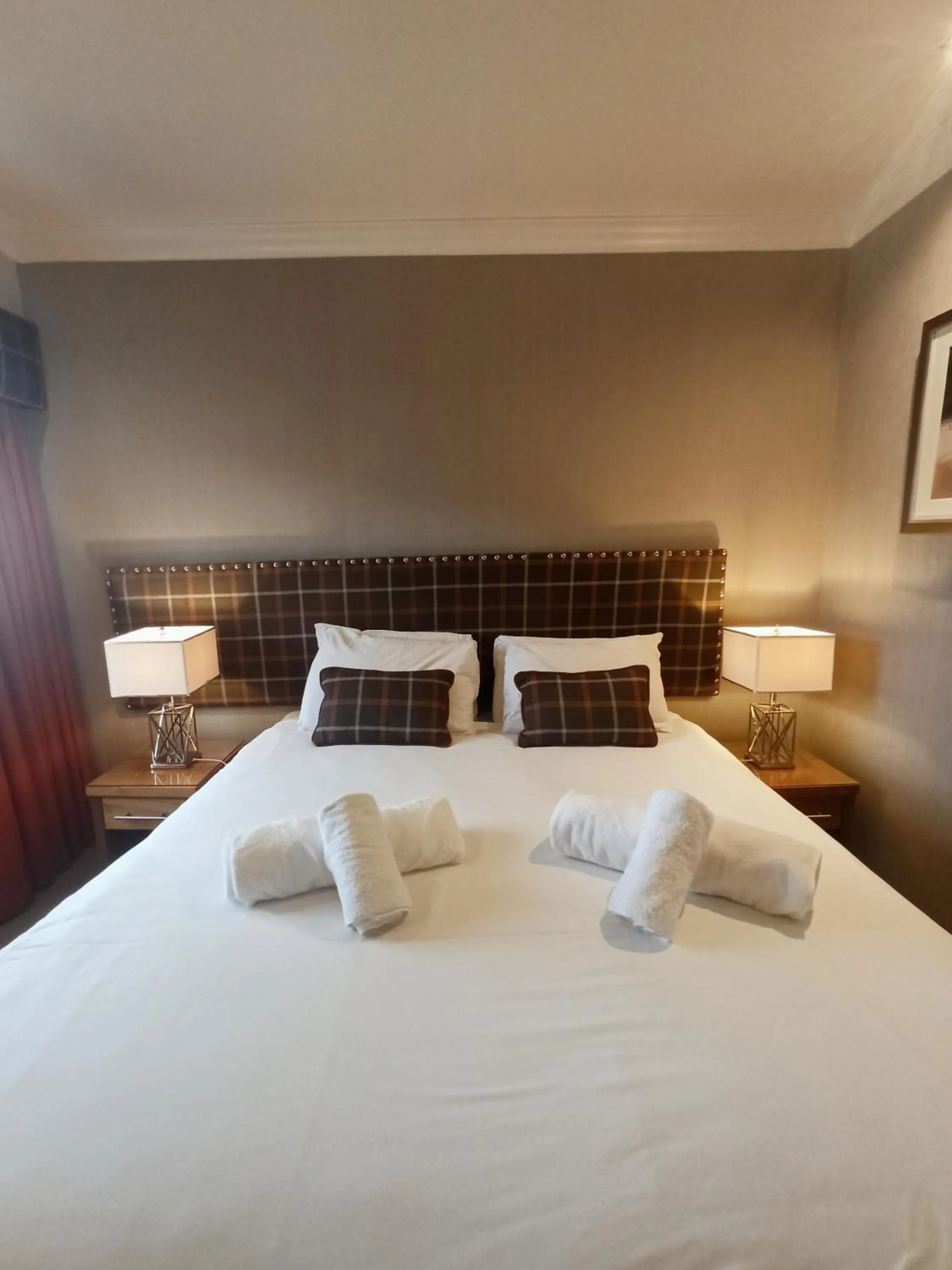 Bed in Anchor Hotel and Seabed Restaurant