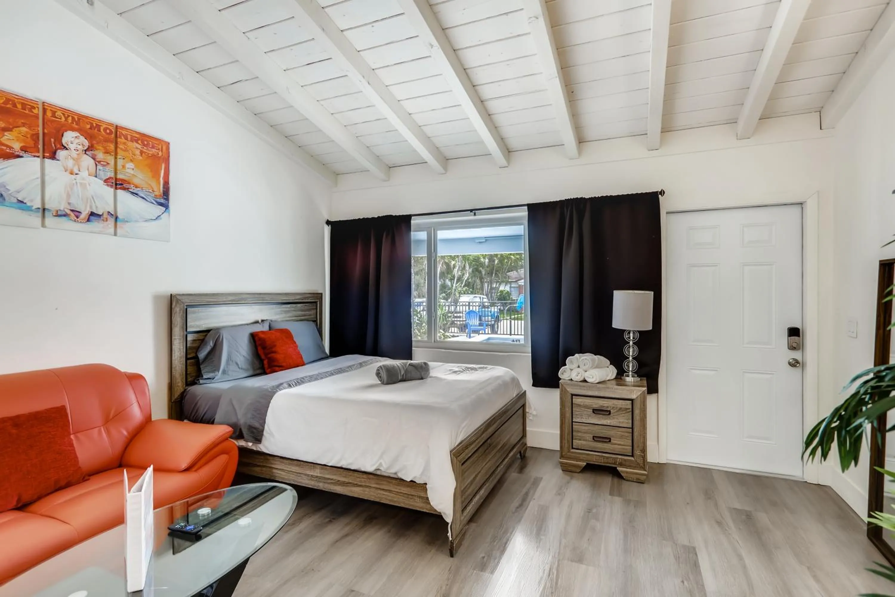 Bed in Coral Sands Boutique Lux Studio