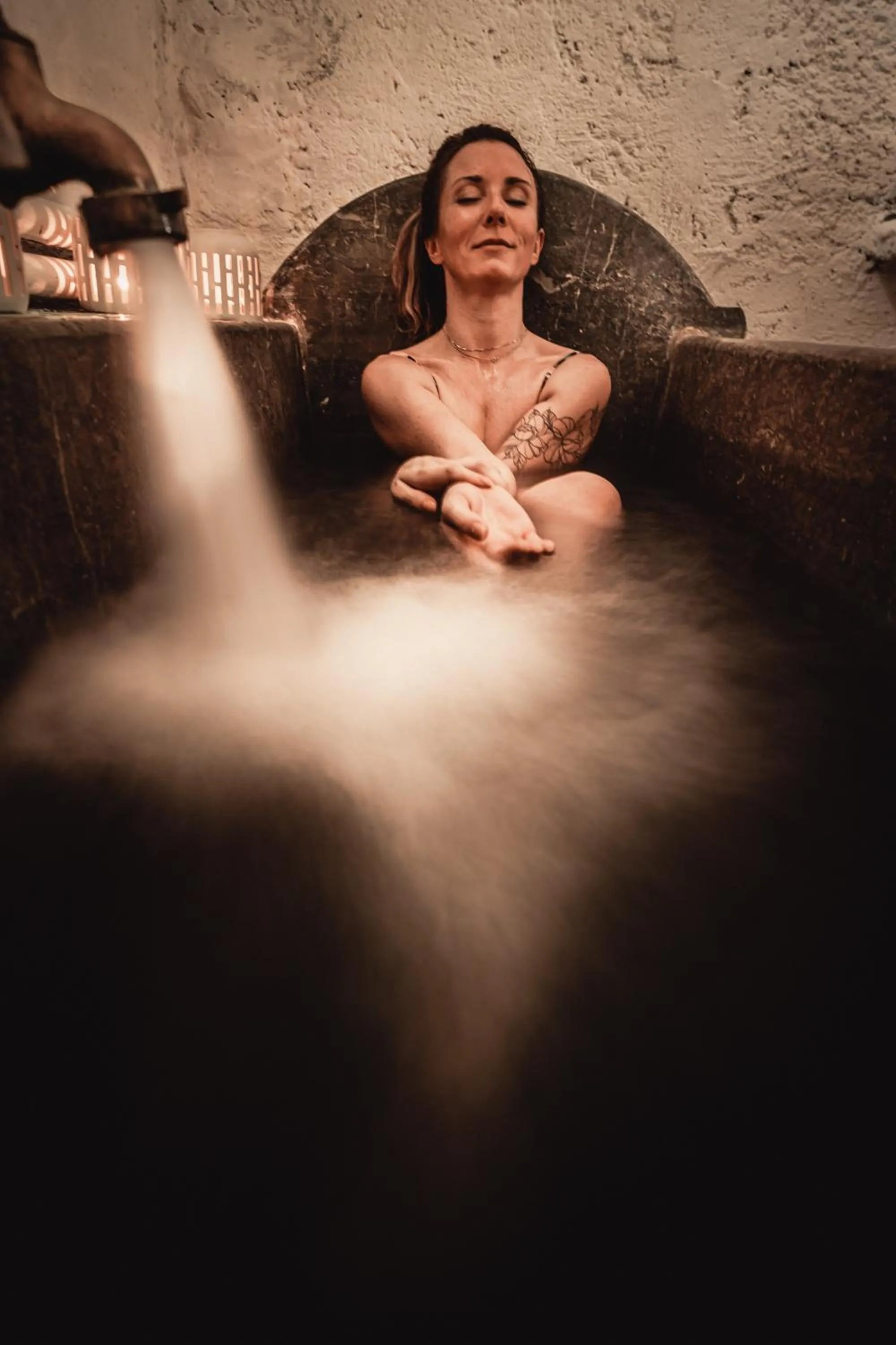 Hot Spring Bath in Bains de Secours, Chambres d'hotes