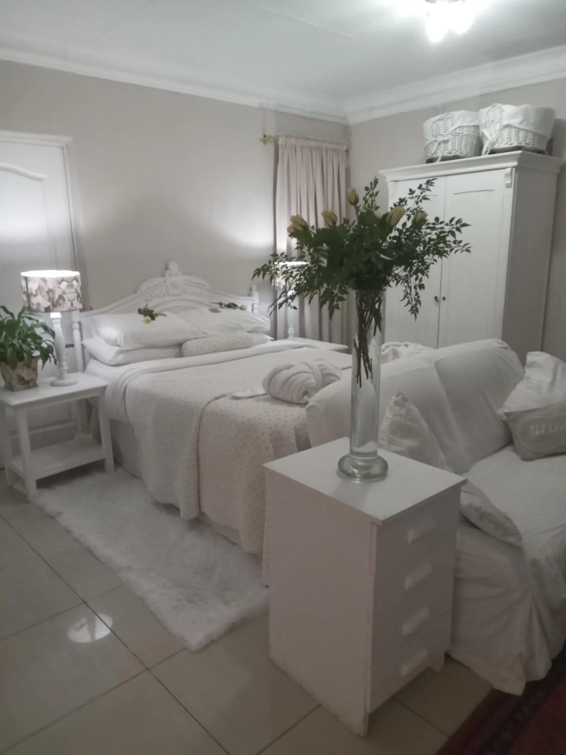 Deluxe Double Room in Emerald Guest House Springs Deluxe Double Room in Emerald Guest House Springs