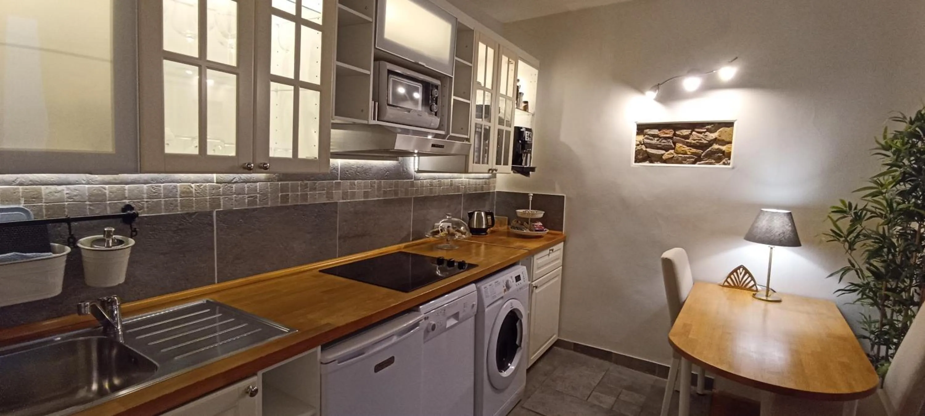 Kitchen or kitchenette in La Loge Du Vieux Lyon