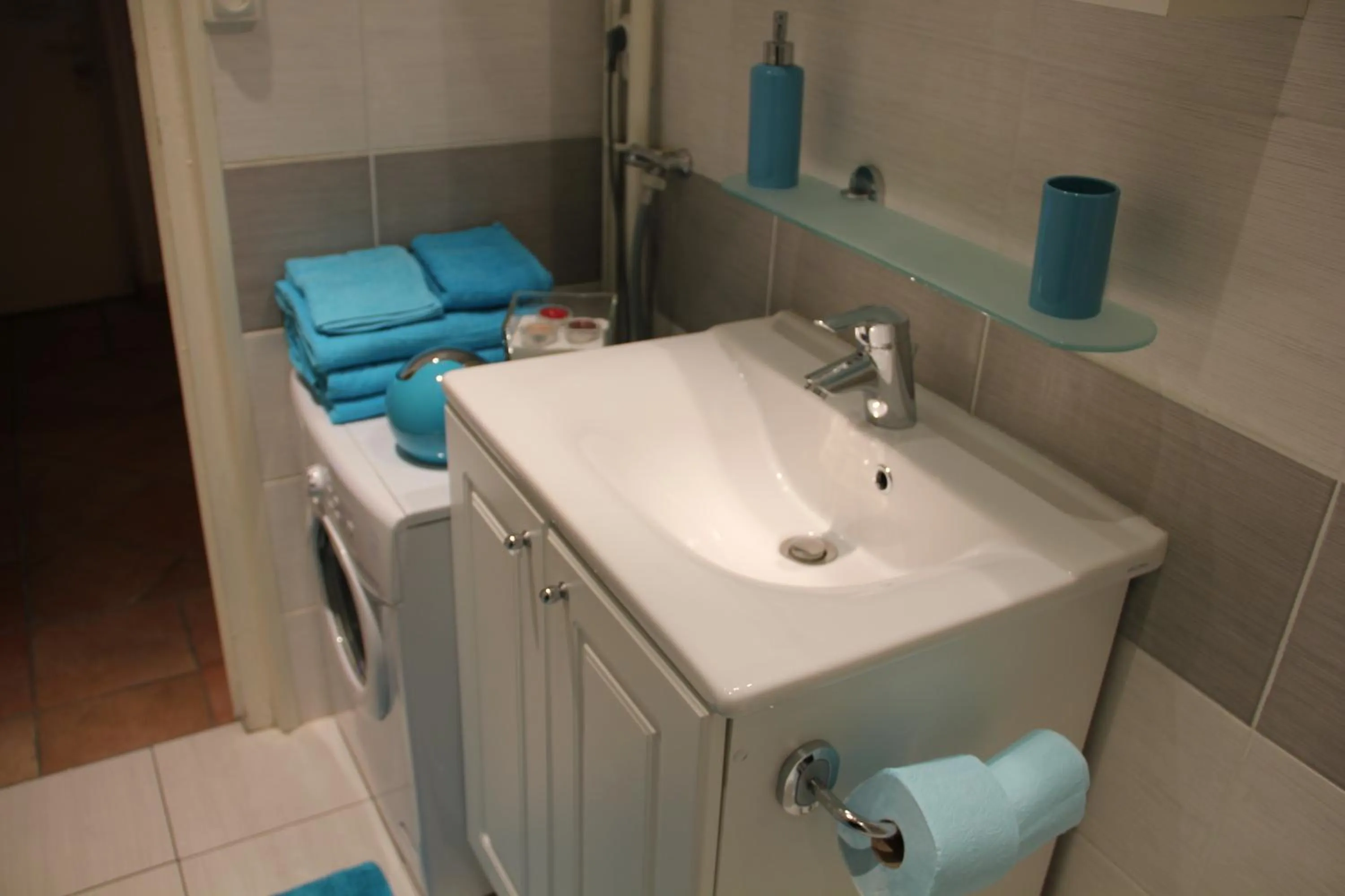 Bathroom in La Loge Du Vieux Lyon