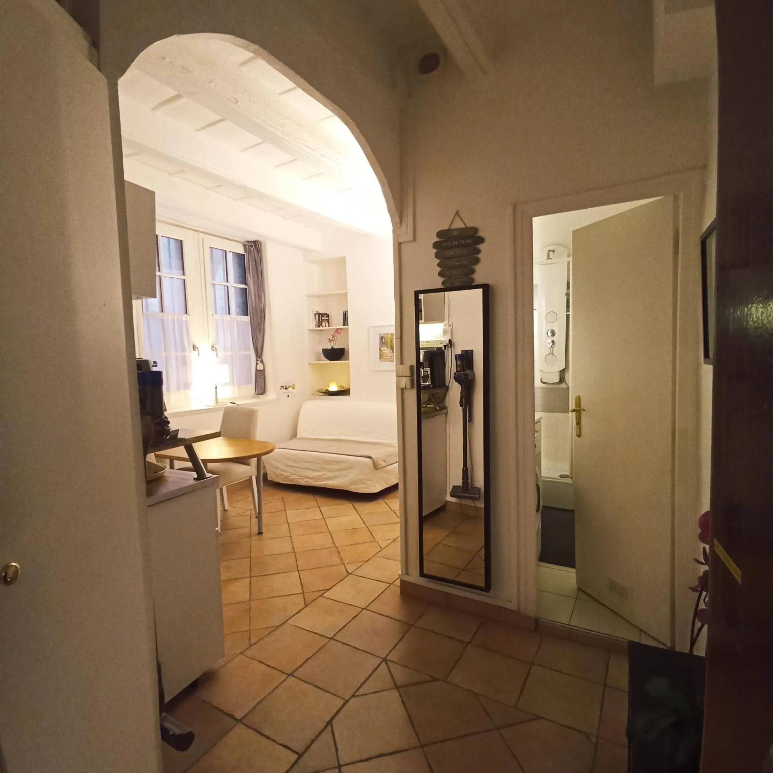 Bed in La Loge Du Vieux Lyon