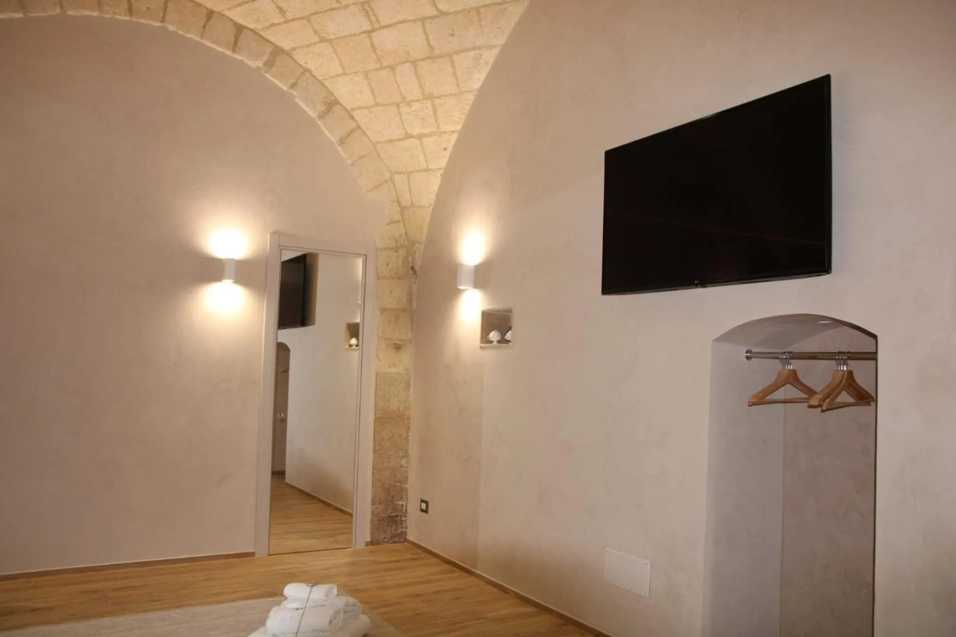 TV and multimedia in La Dimora del Principe-Piano terra