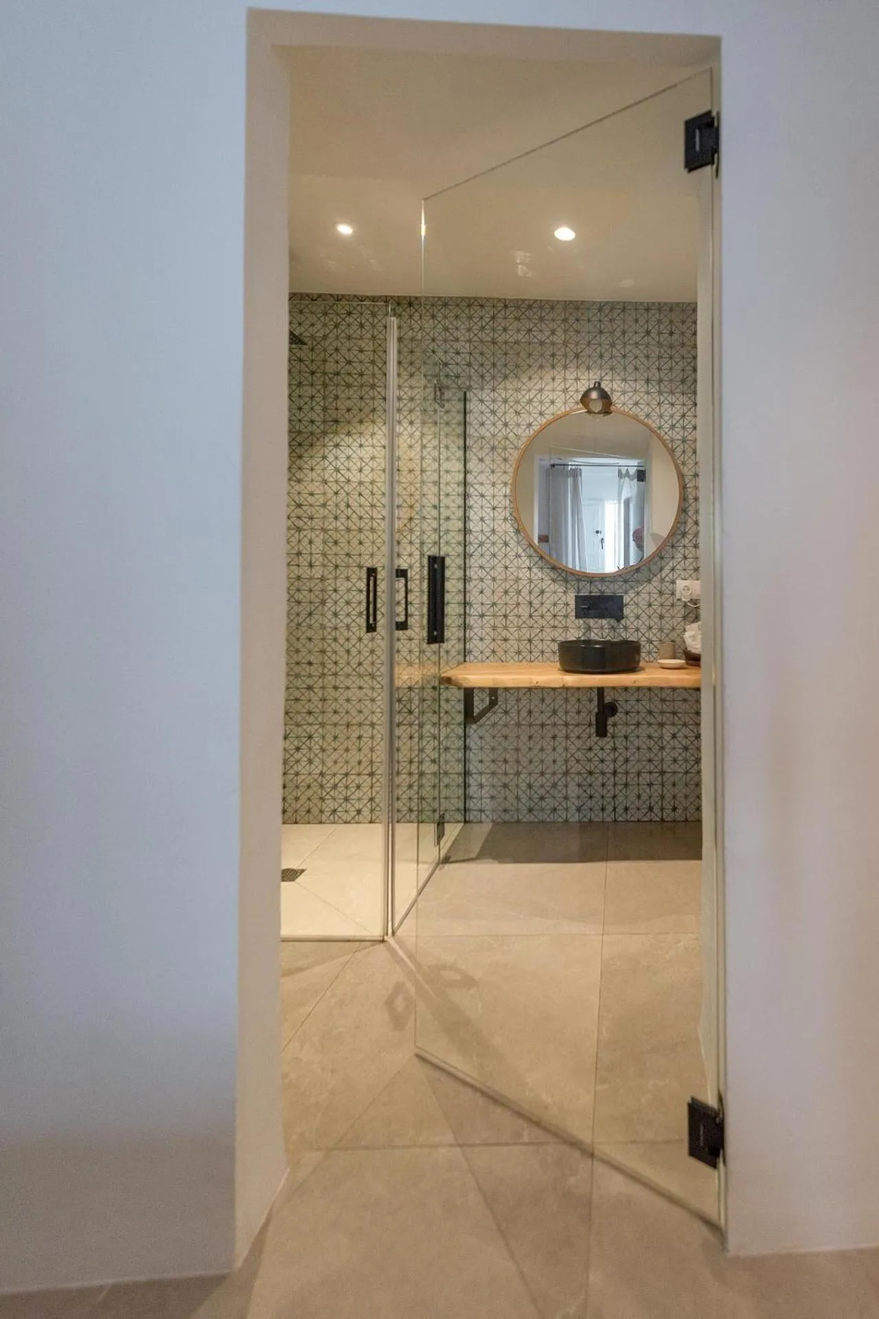 Shower in Manzanilla - Hospedería Boutique by La Judería De Vejer- ADULTS ONLY