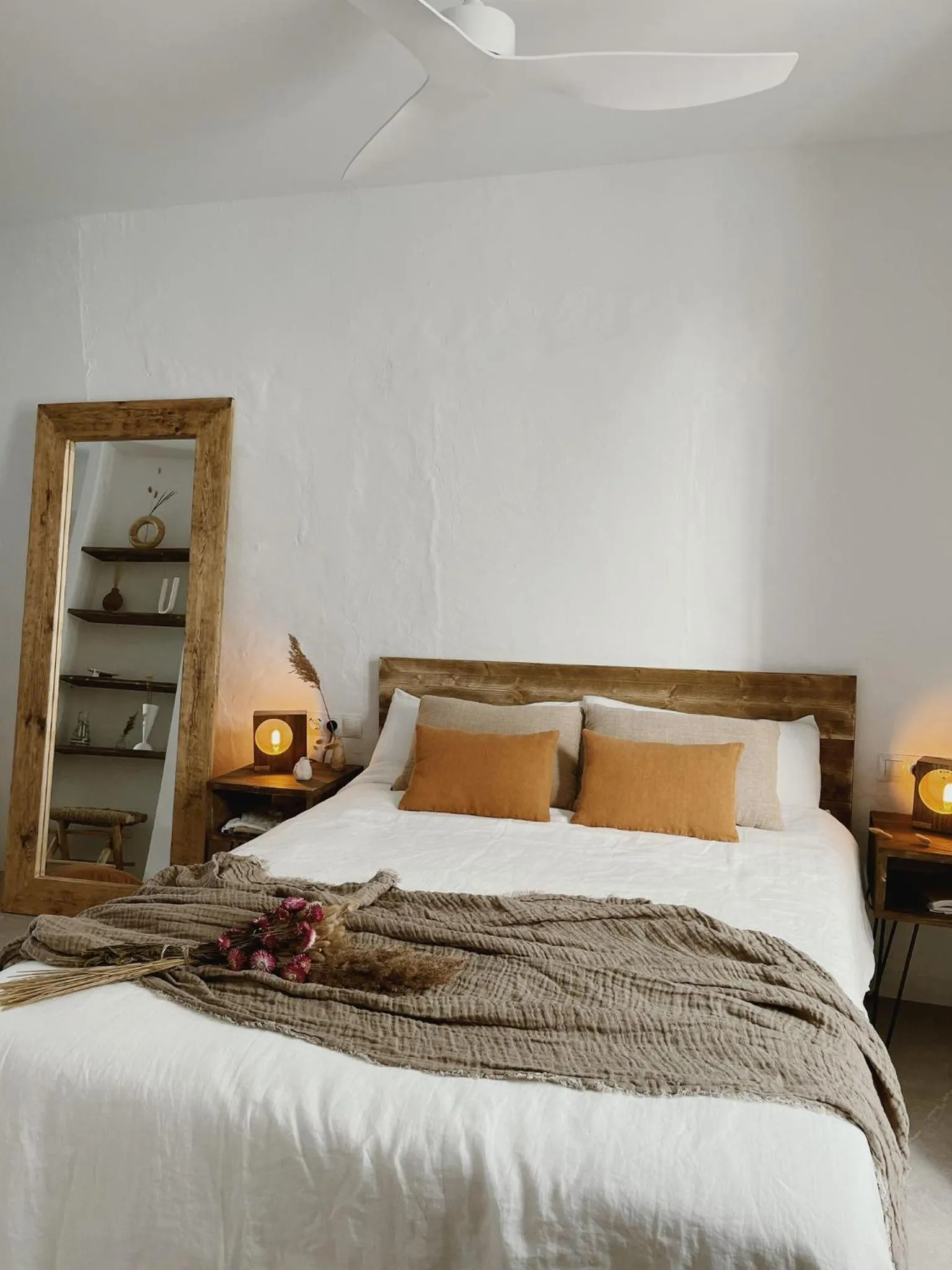 Bed in Manzanilla - Hospedería Boutique by La Judería De Vejer- ADULTS ONLY