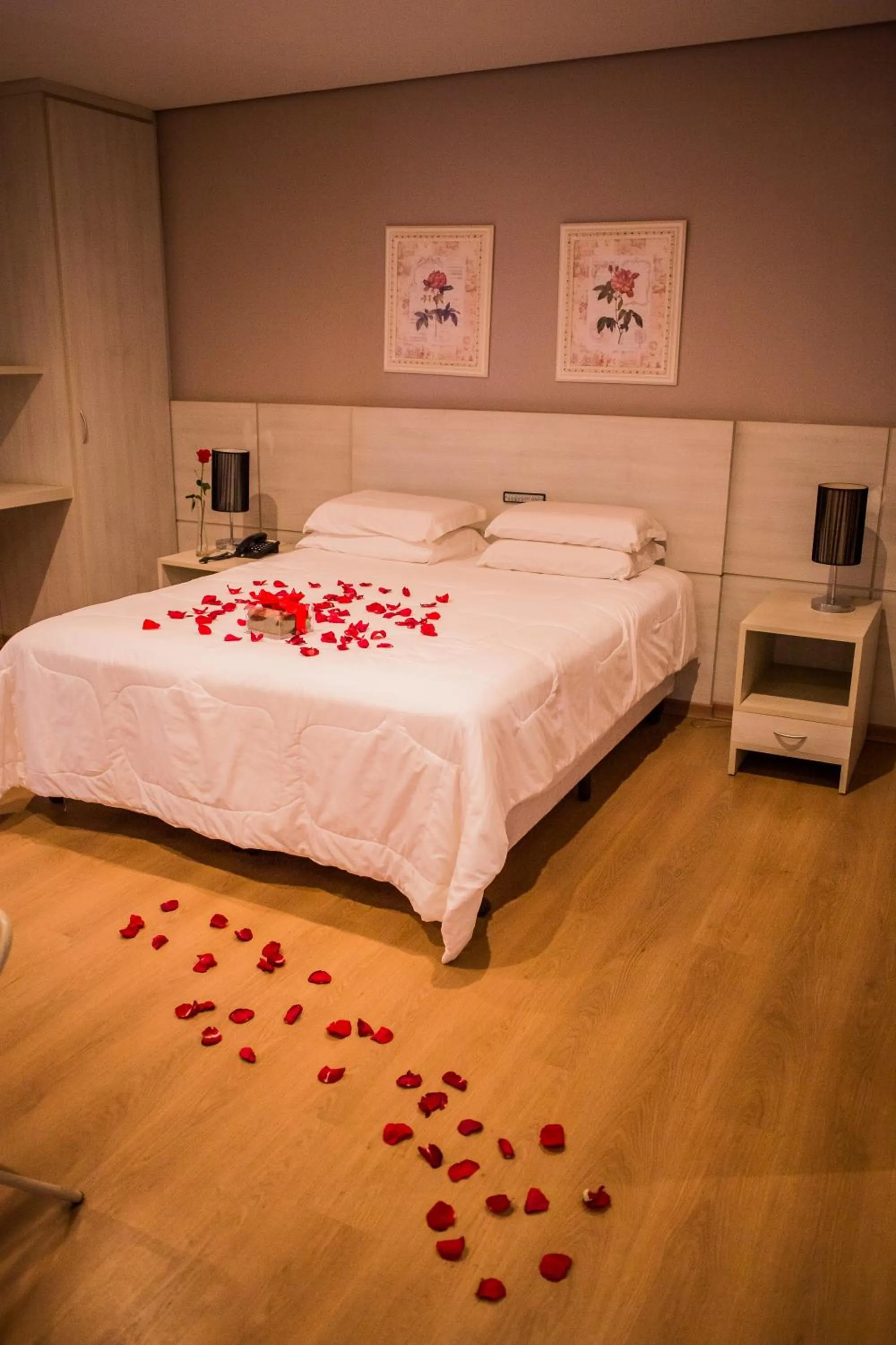 Photo of the whole room, Bed in Hotel Marques