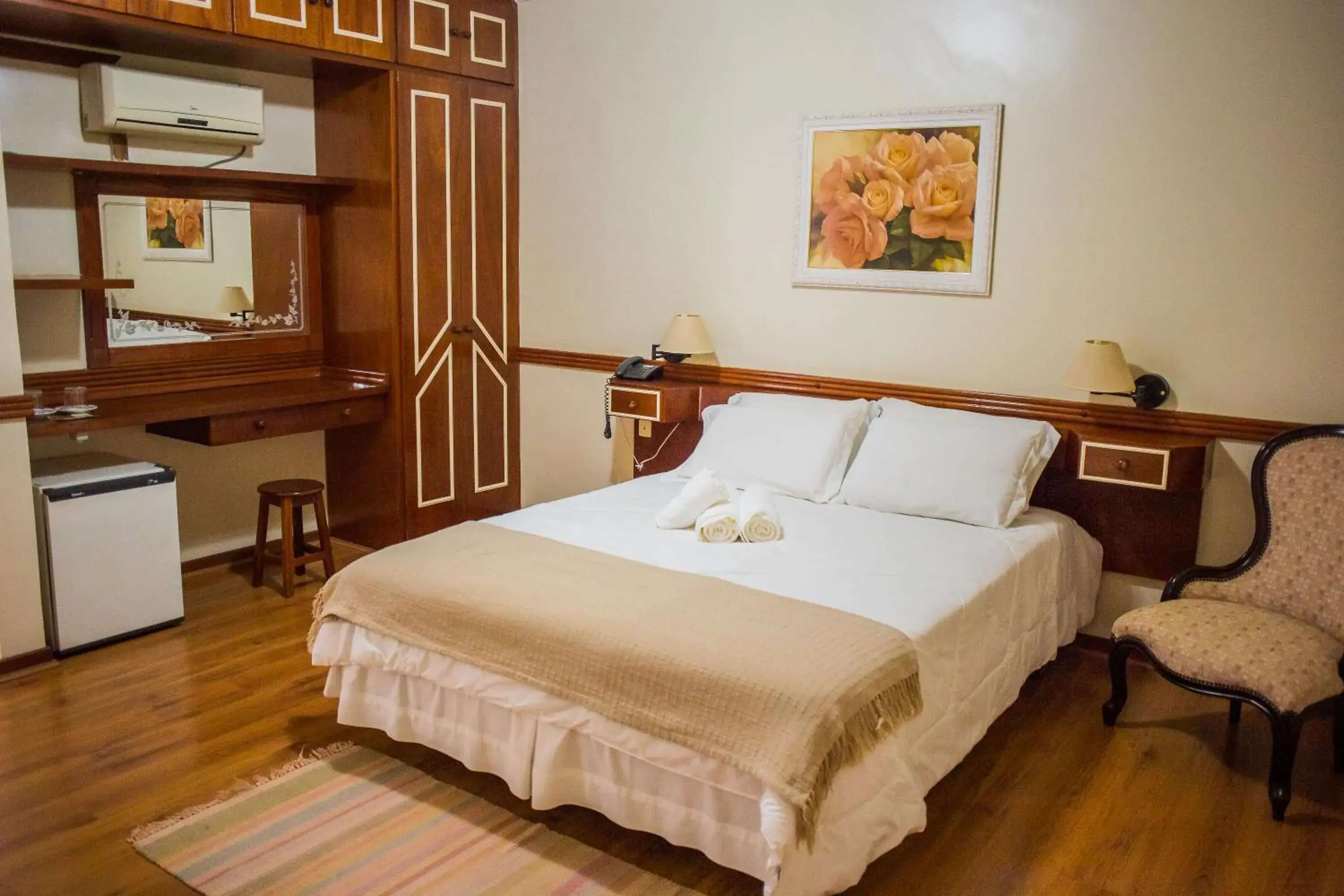 Deluxe Double Room with Spa Bath in Hotel Marques Deluxe Double Room with Spa Bath in Hotel Marques