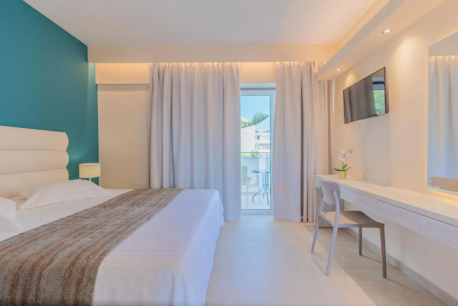 Bed in CHRISTA APARTMENTS