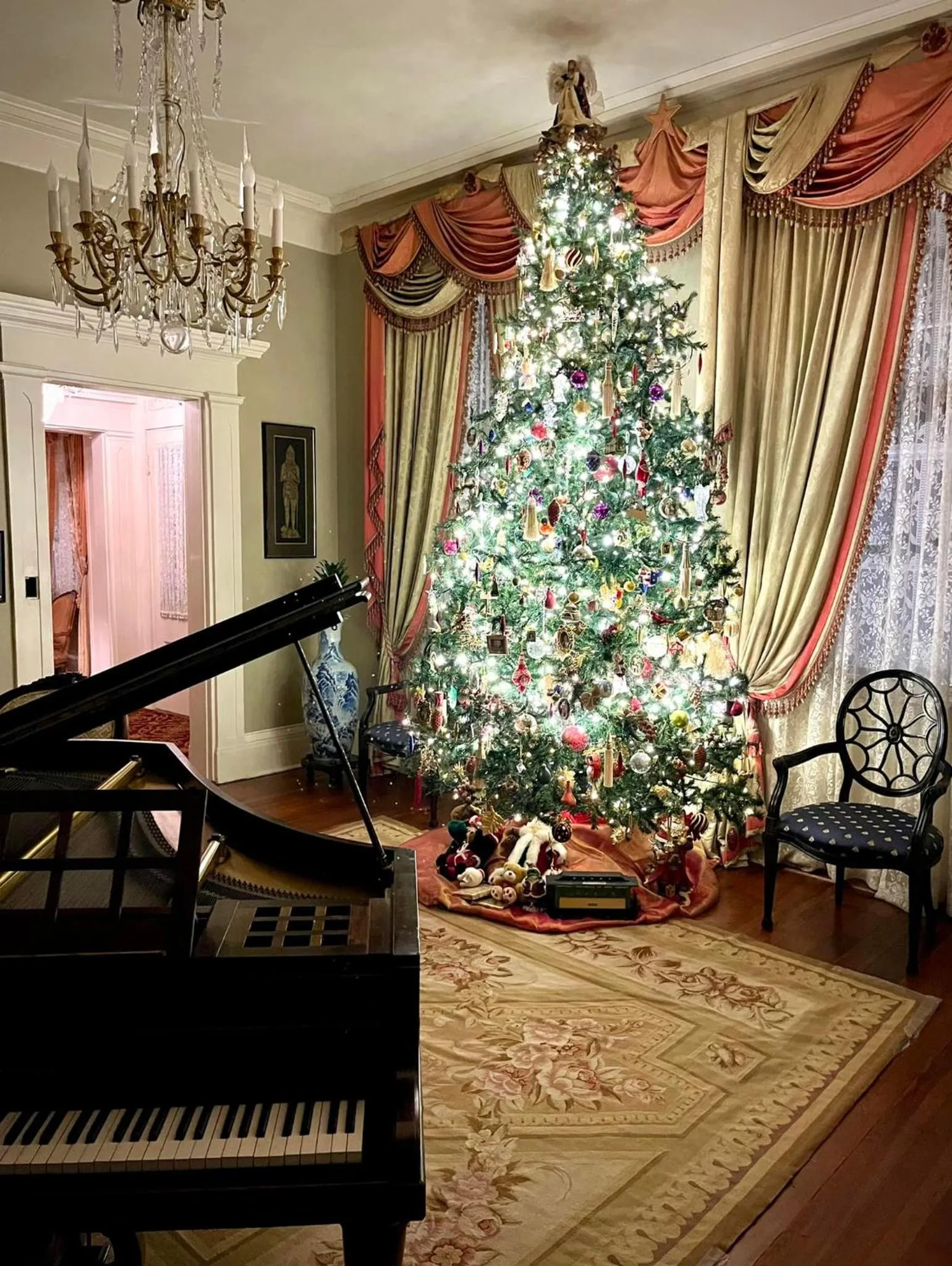 Lobby or reception in Anchuca Historic Mansion & Inn