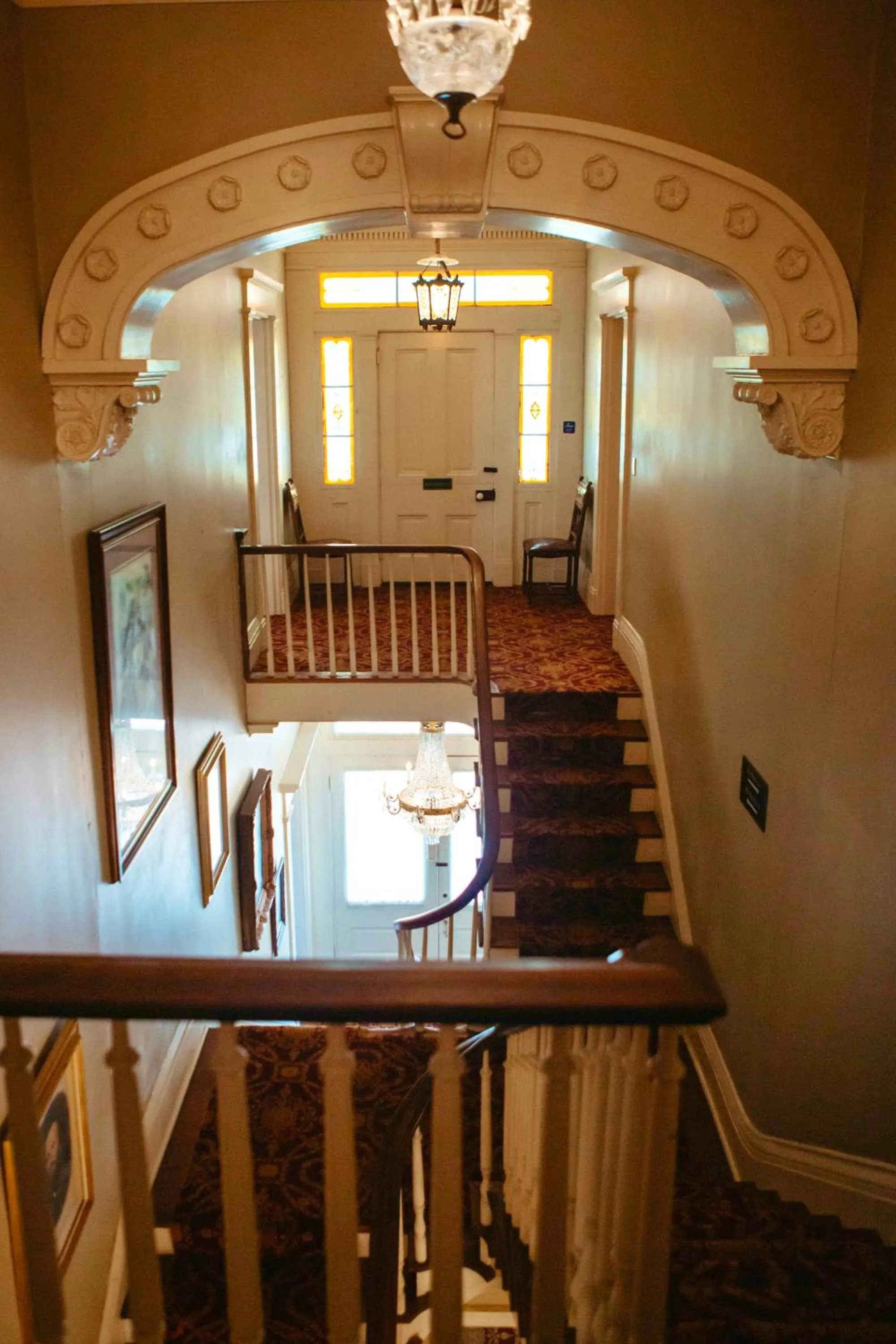 Facade/entrance in Anchuca Historic Mansion & Inn