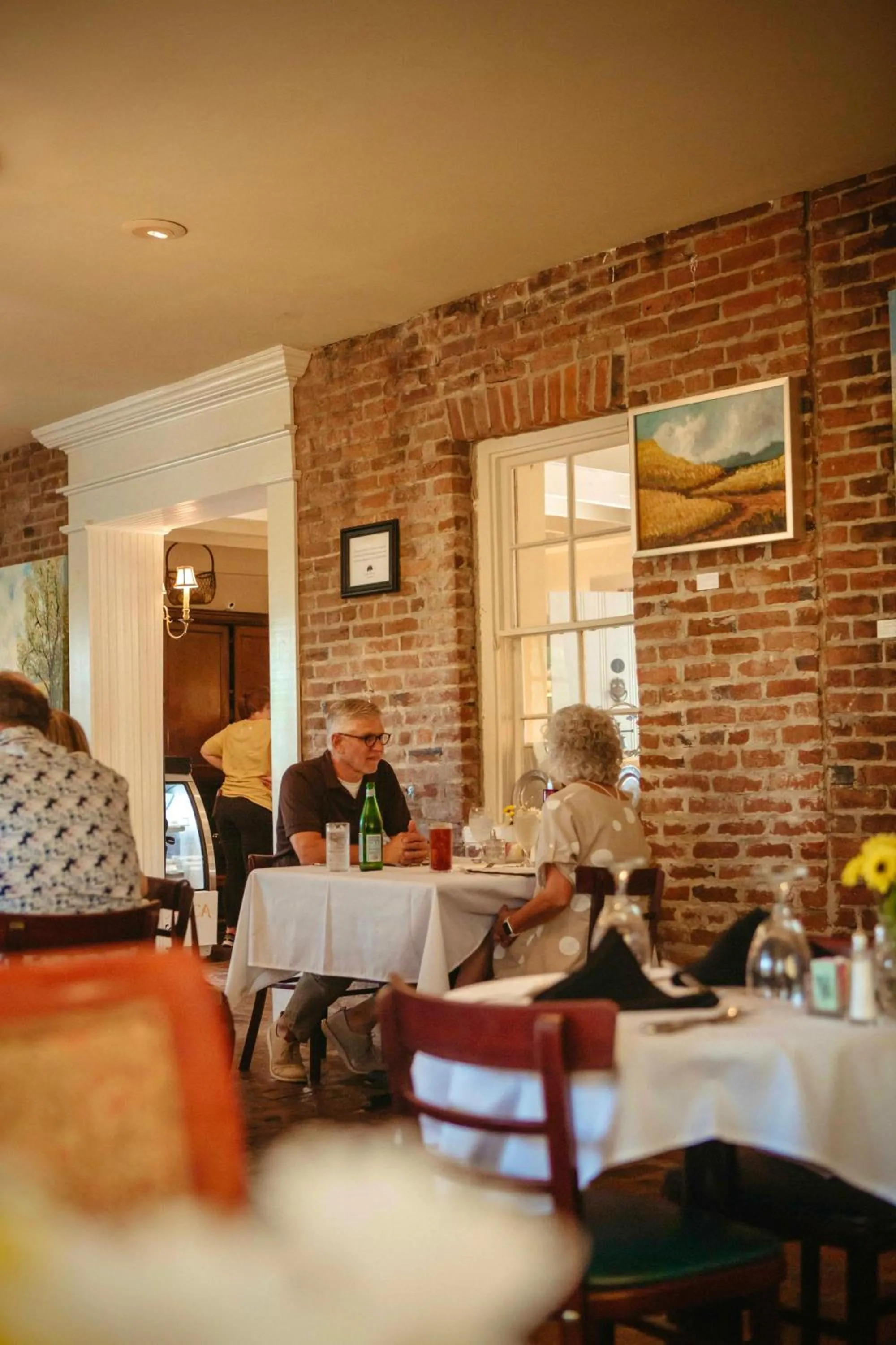 Restaurant/places to eat in Anchuca Historic Mansion & Inn