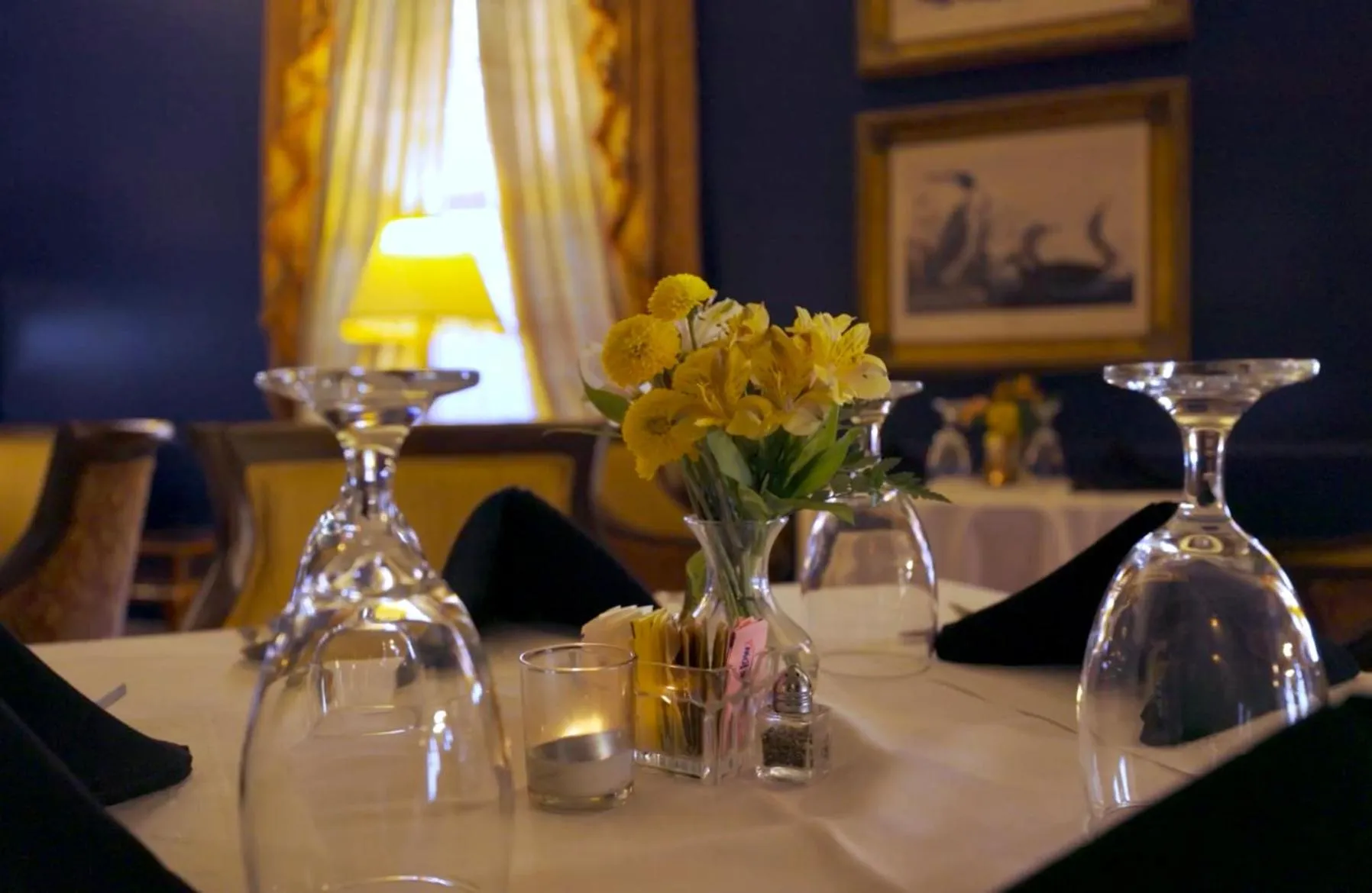 Food and drinks in Anchuca Historic Mansion & Inn