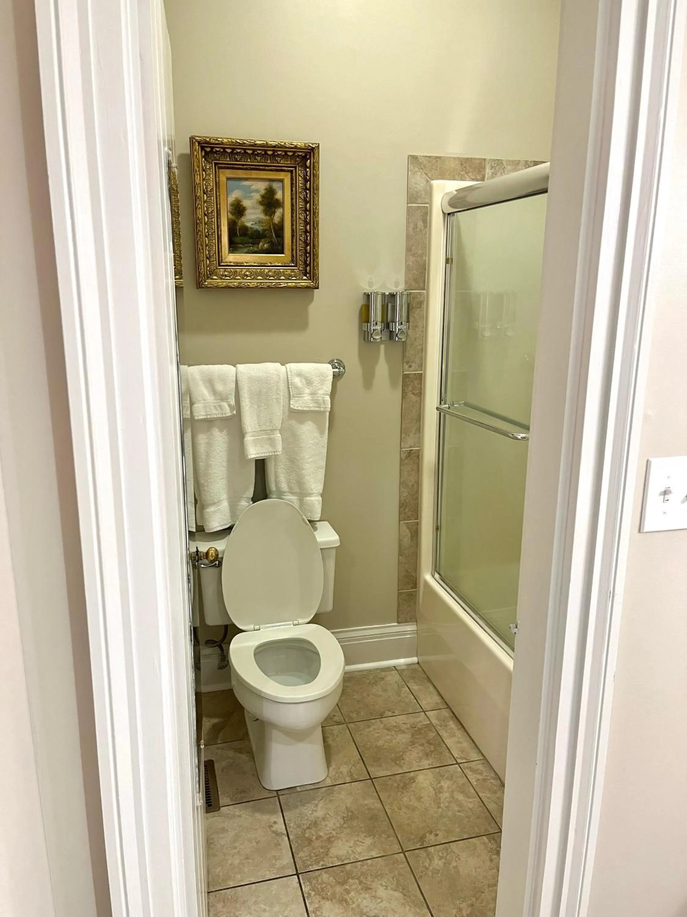 Anchuca Historic Mansion & Inn