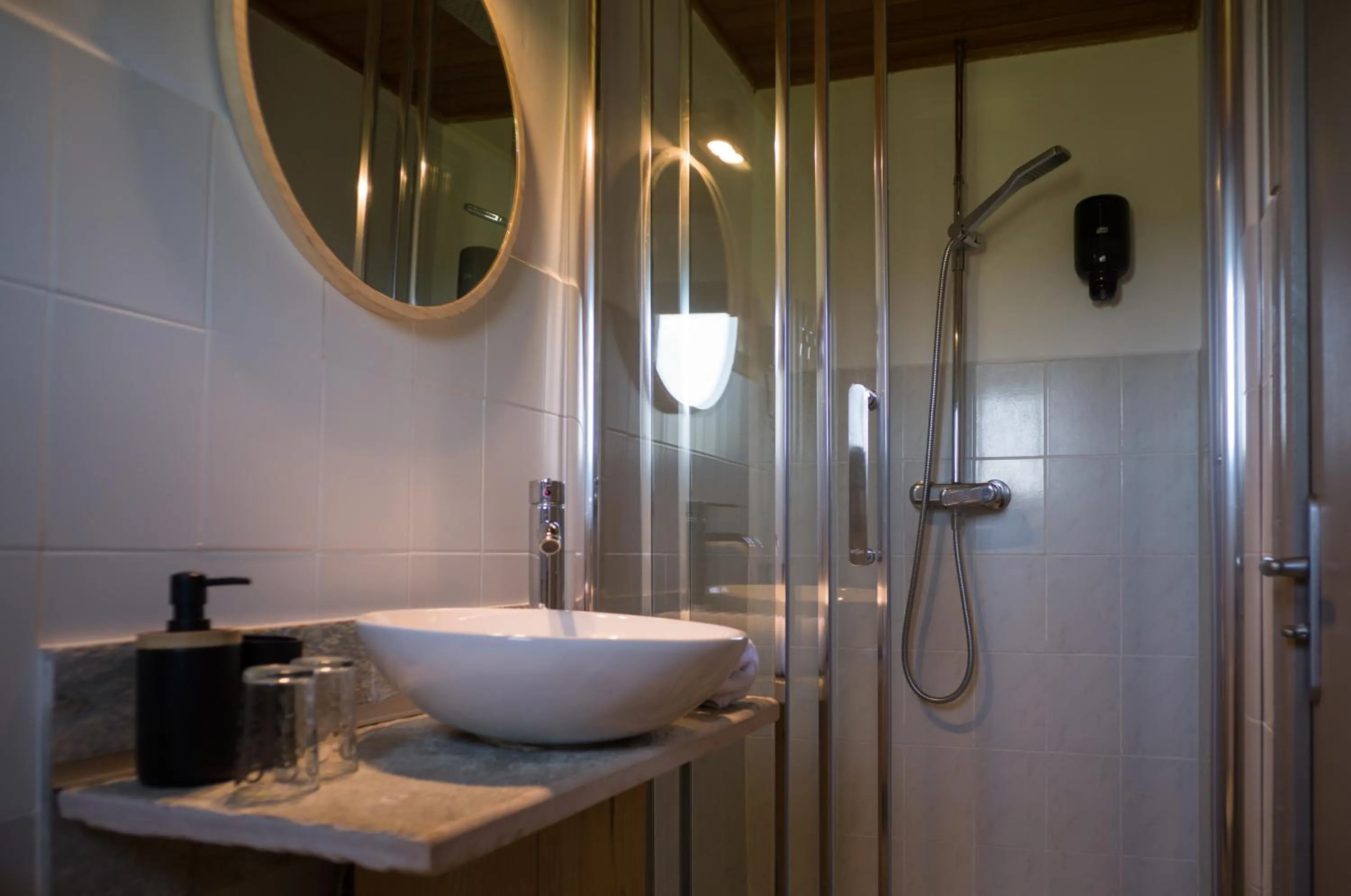 Bathroom in Hôtel - Restaurant U Santu Petru