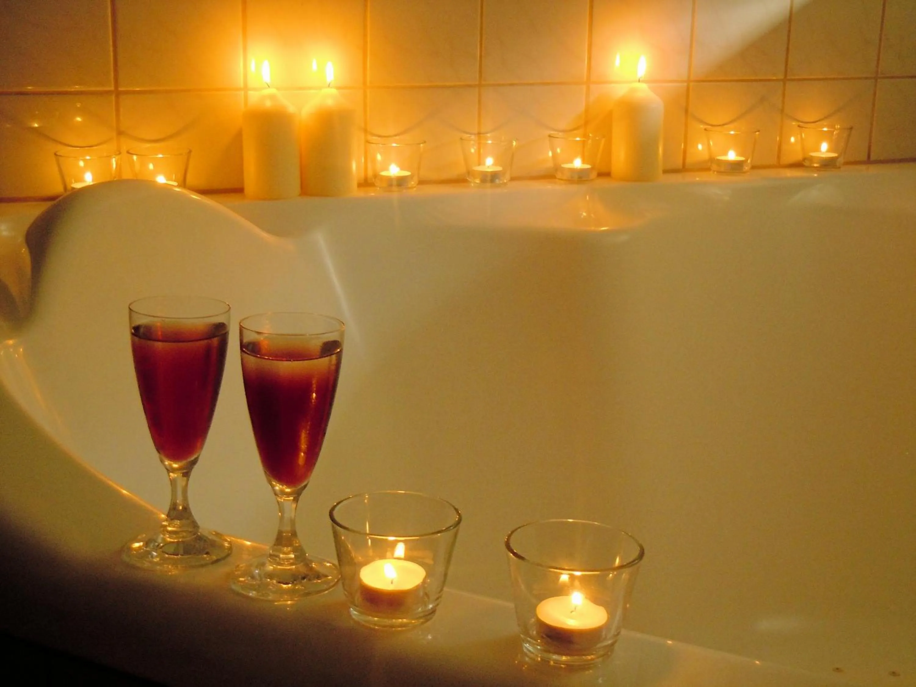 Hot Tub in Hotel Lugerhof