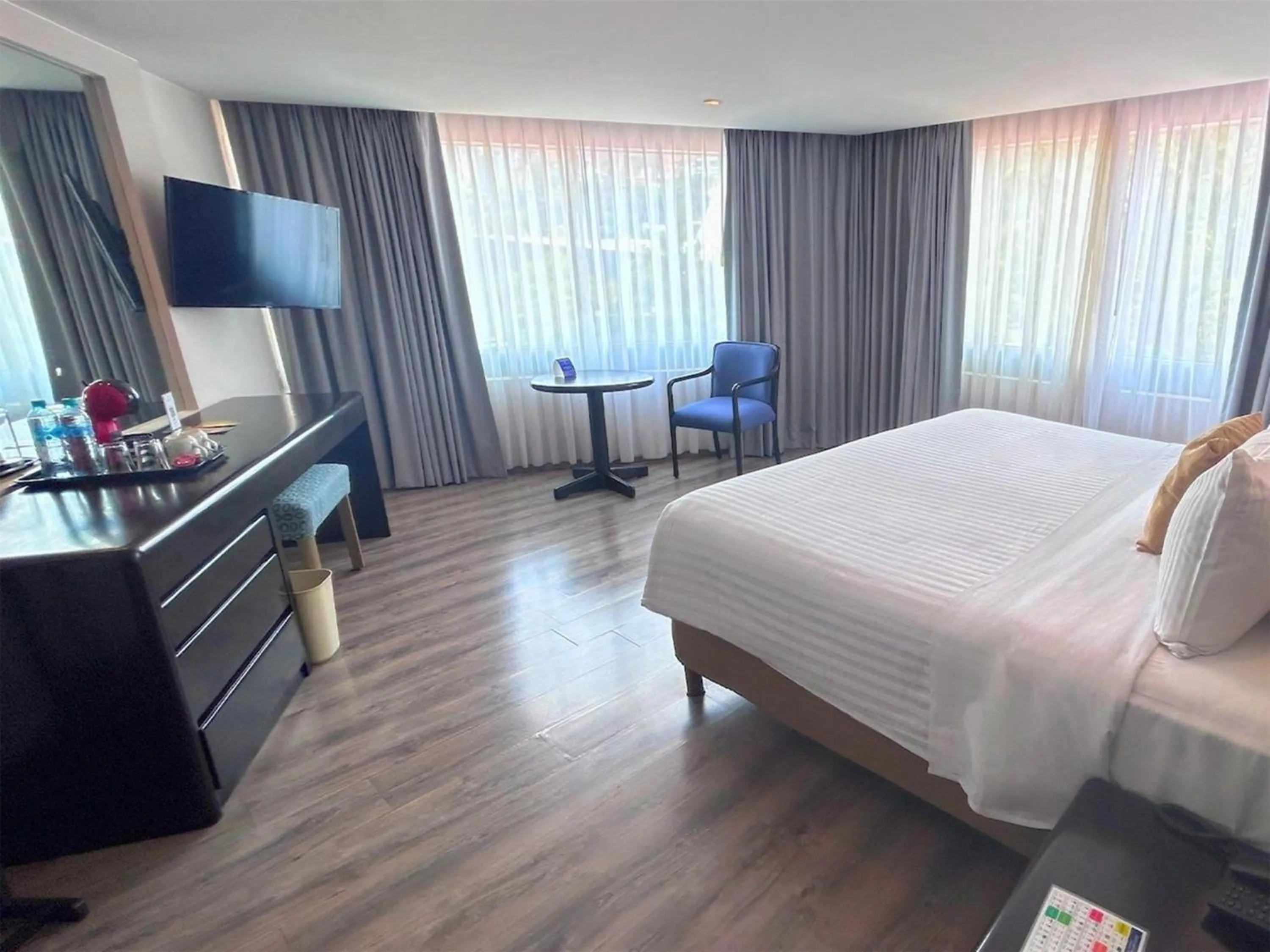 Photo of the whole room, Bed in Grand Cantalagua Hotel Morelia, BW Signature Collection