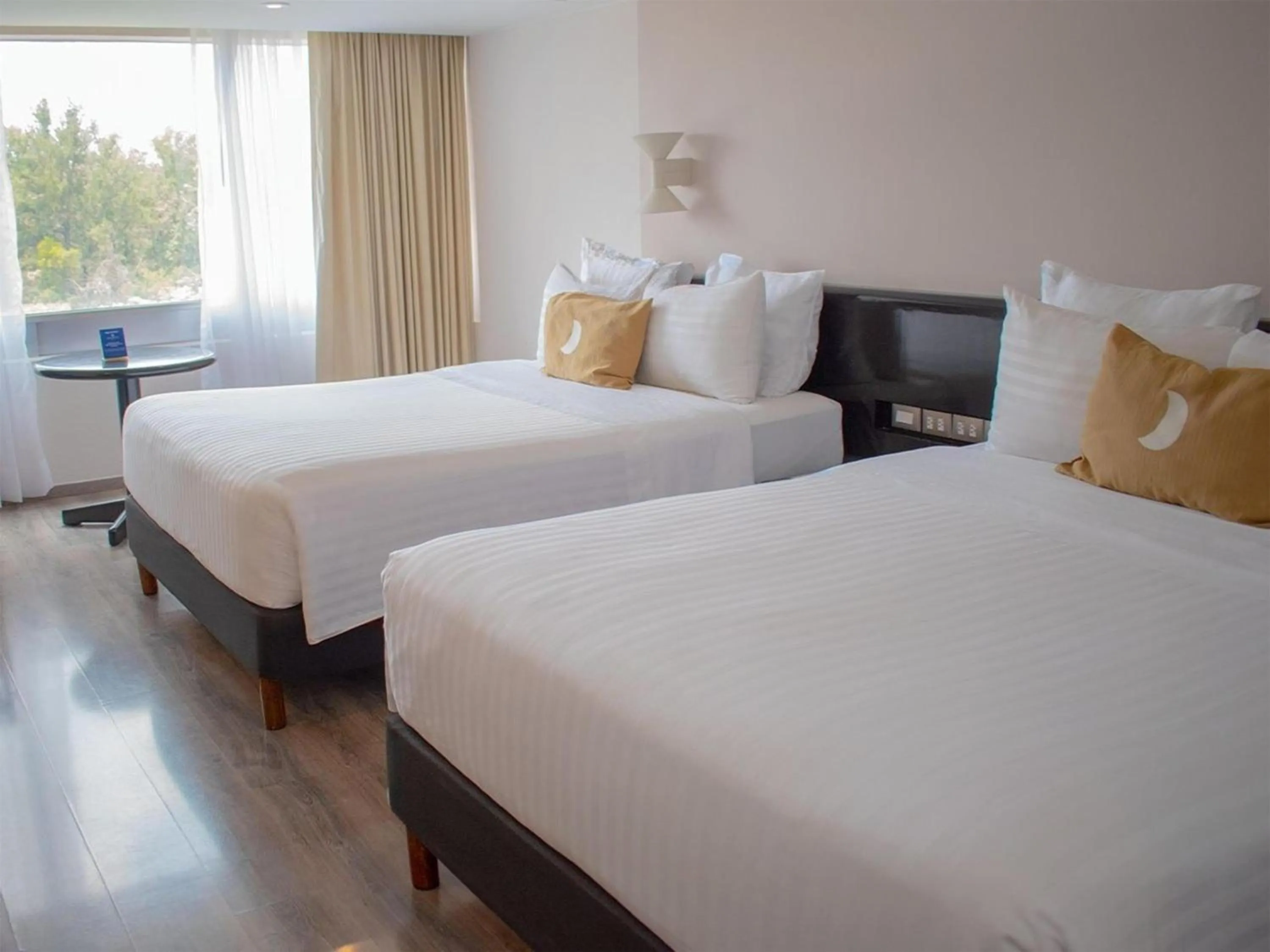 Bedroom, Bed in Grand Cantalagua Hotel Morelia, BW Signature Collection