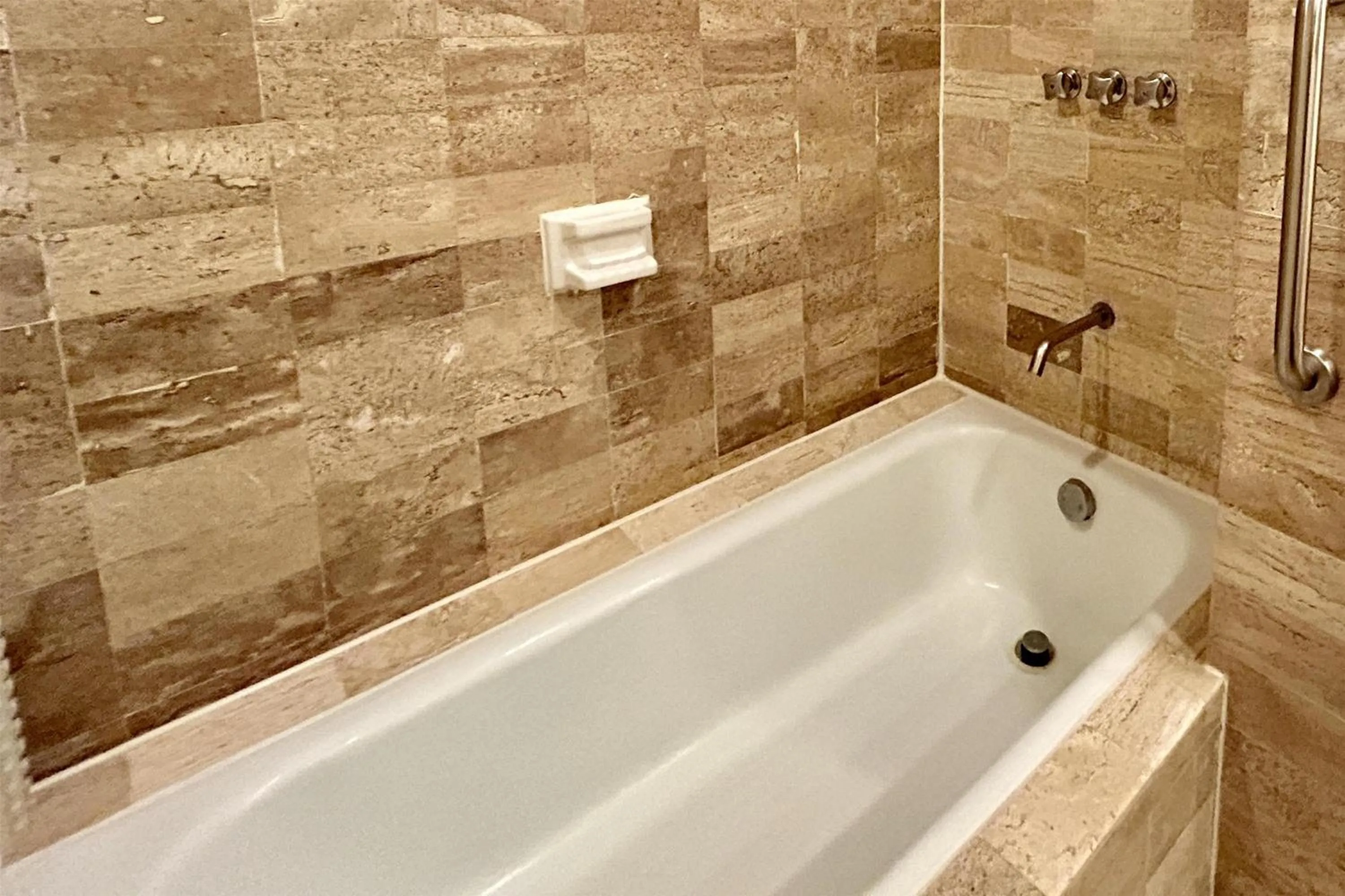 Bathroom in Grand Cantalagua Hotel Morelia, BW Signature Collection