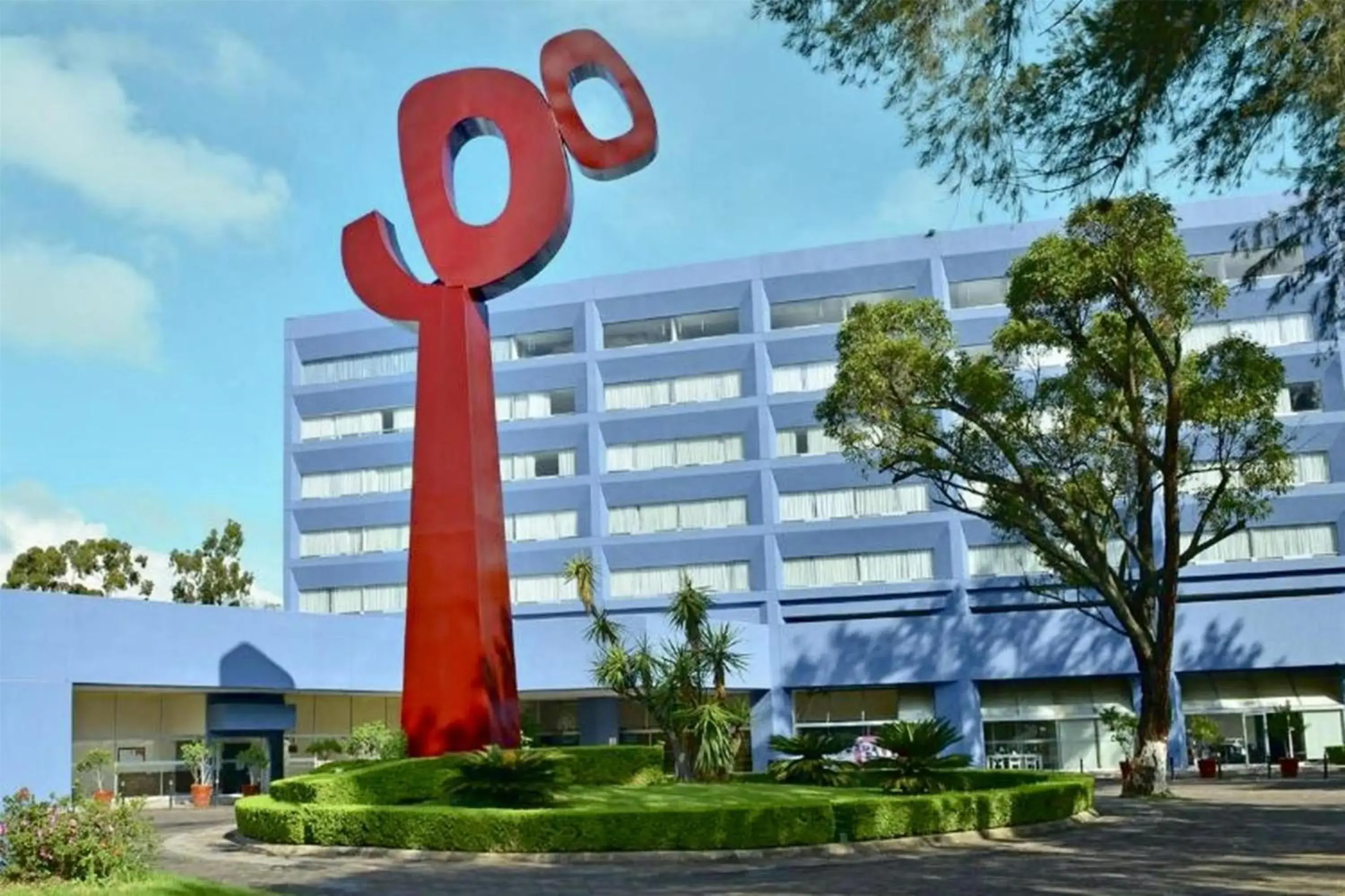 Property building in Grand Cantalagua Hotel Morelia, BW Signature Collection Property building in Grand Cantalagua Hotel Morelia, BW Signature Collection