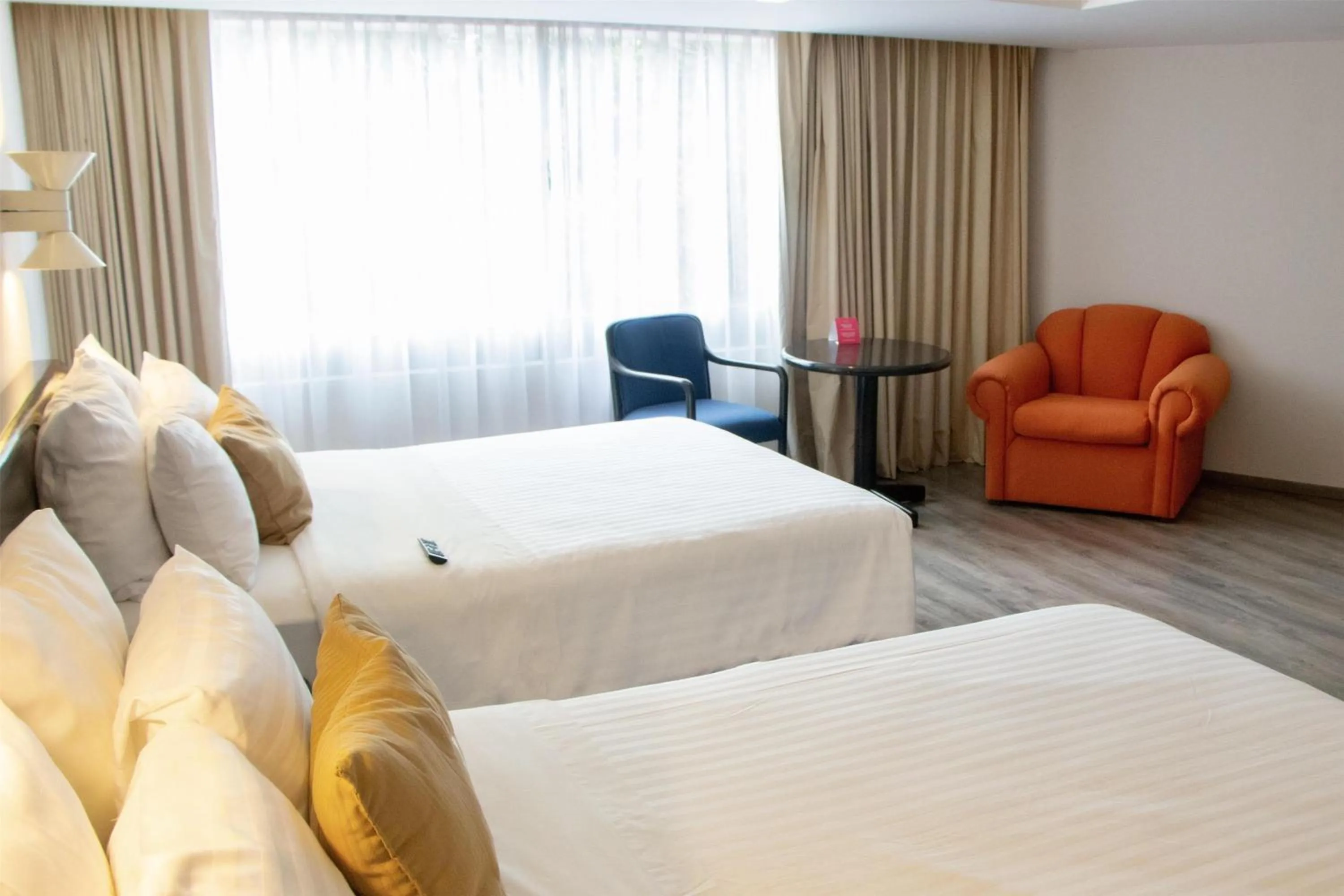 Photo of the whole room, Bed in Grand Cantalagua Hotel Morelia, BW Signature Collection