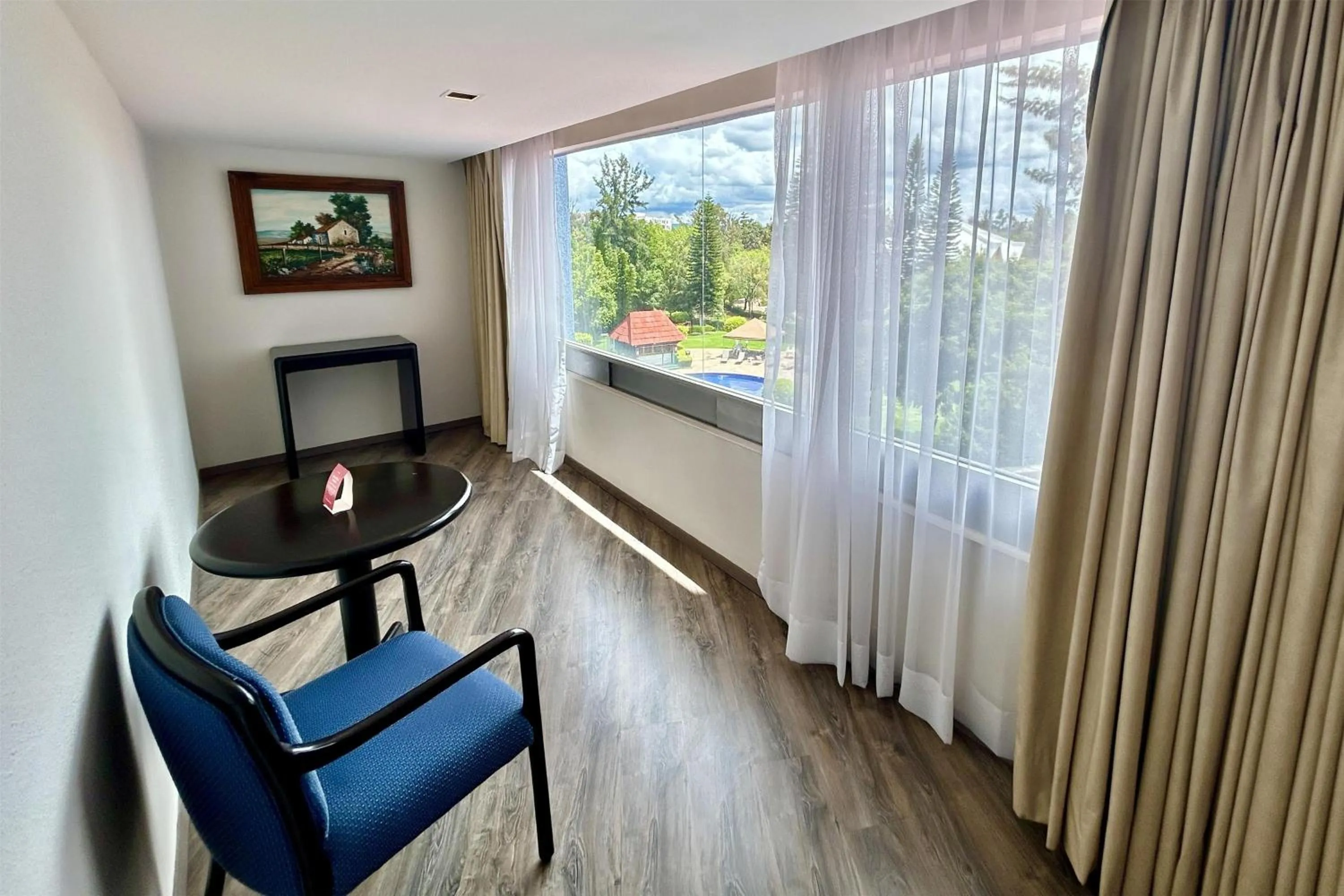 Photo of the whole room in Grand Cantalagua Hotel Morelia, BW Signature Collection