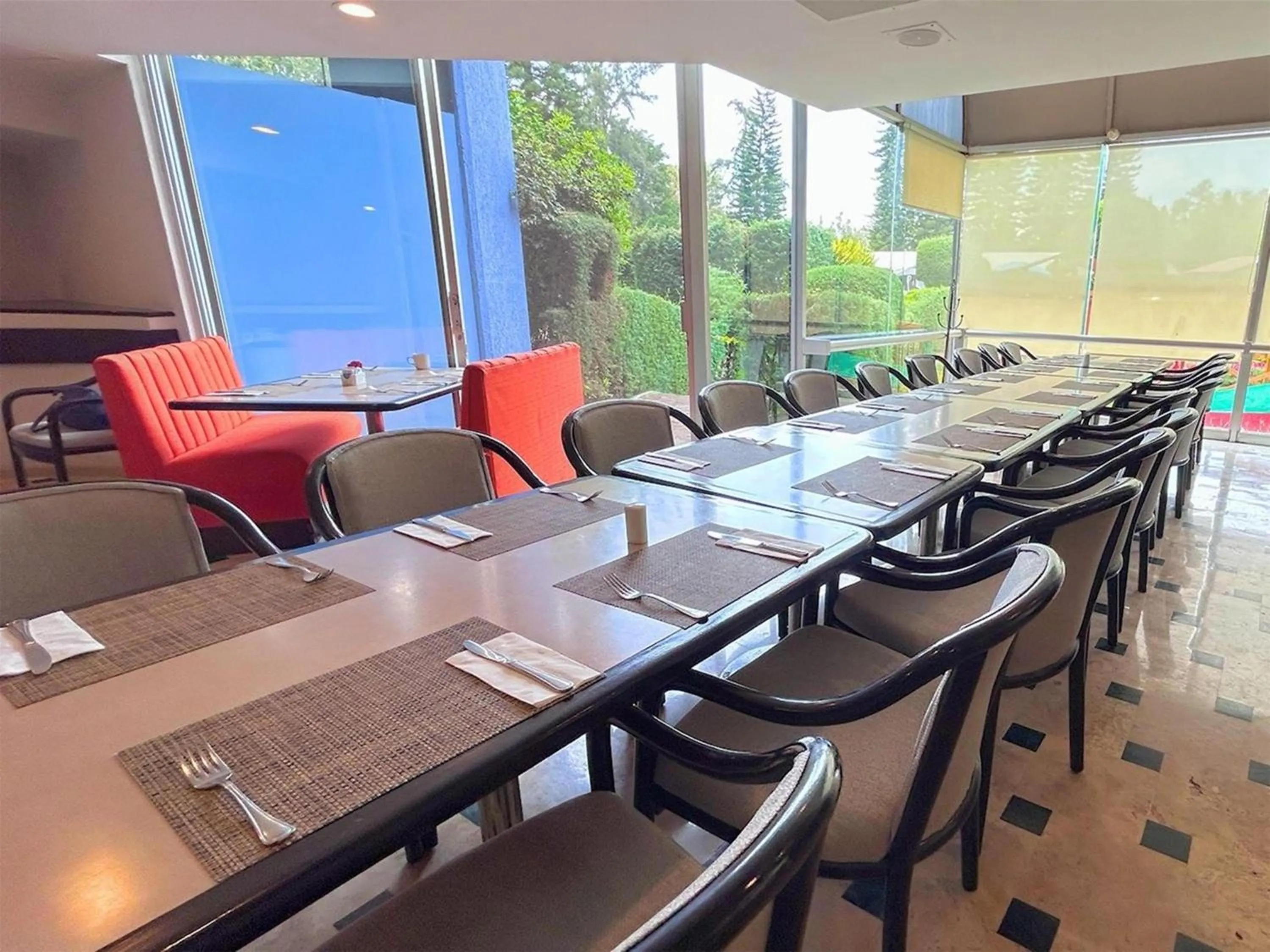 Restaurant/places to eat in Grand Cantalagua Hotel Morelia, BW Signature Collection