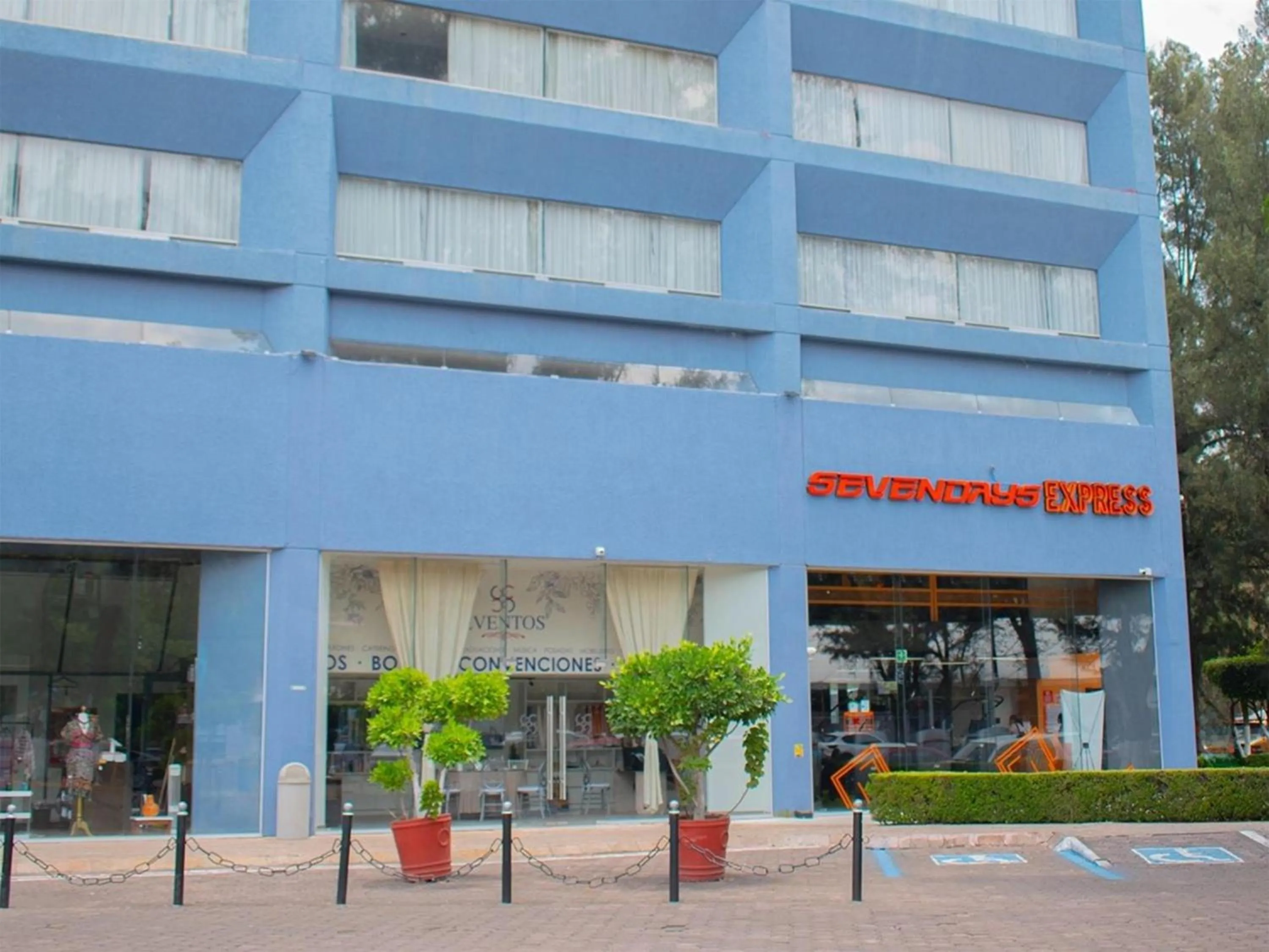 Property building in Grand Cantalagua Hotel Morelia, BW Signature Collection