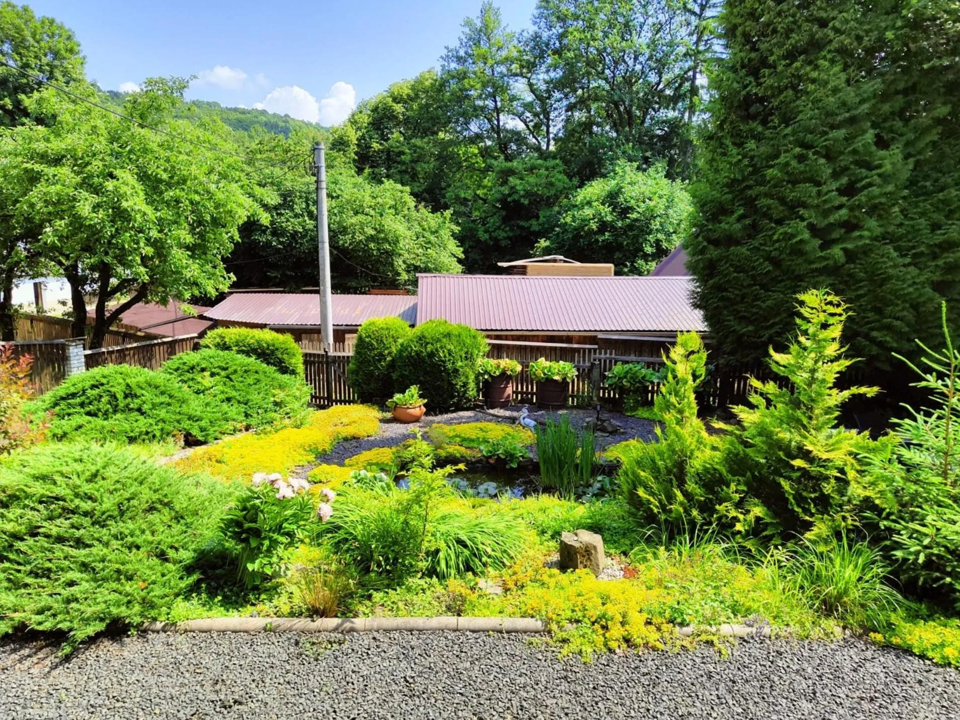 Garden in Bed and Breakfast Tvrz