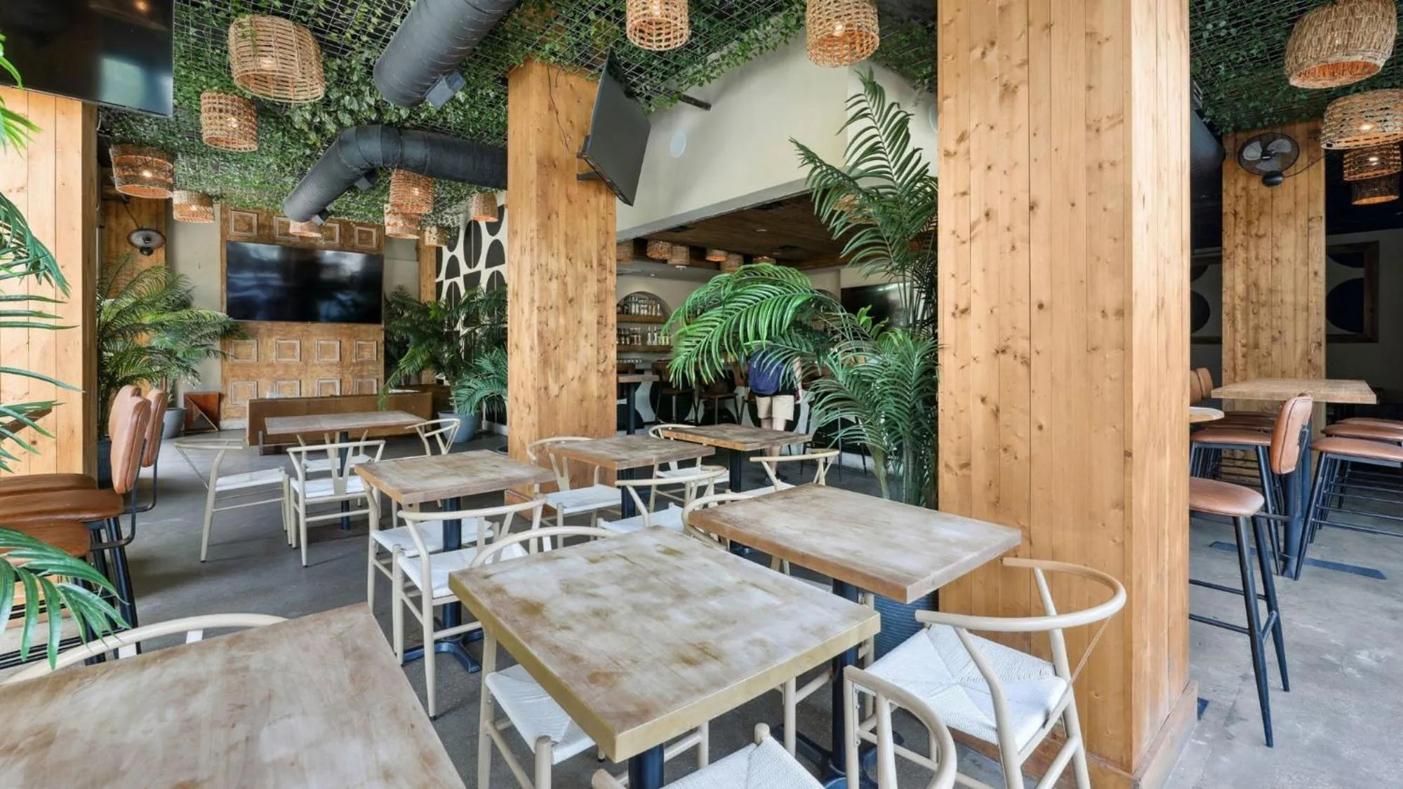 Restaurant/places to eat in Sentral East Austin at 1630 E Sixth