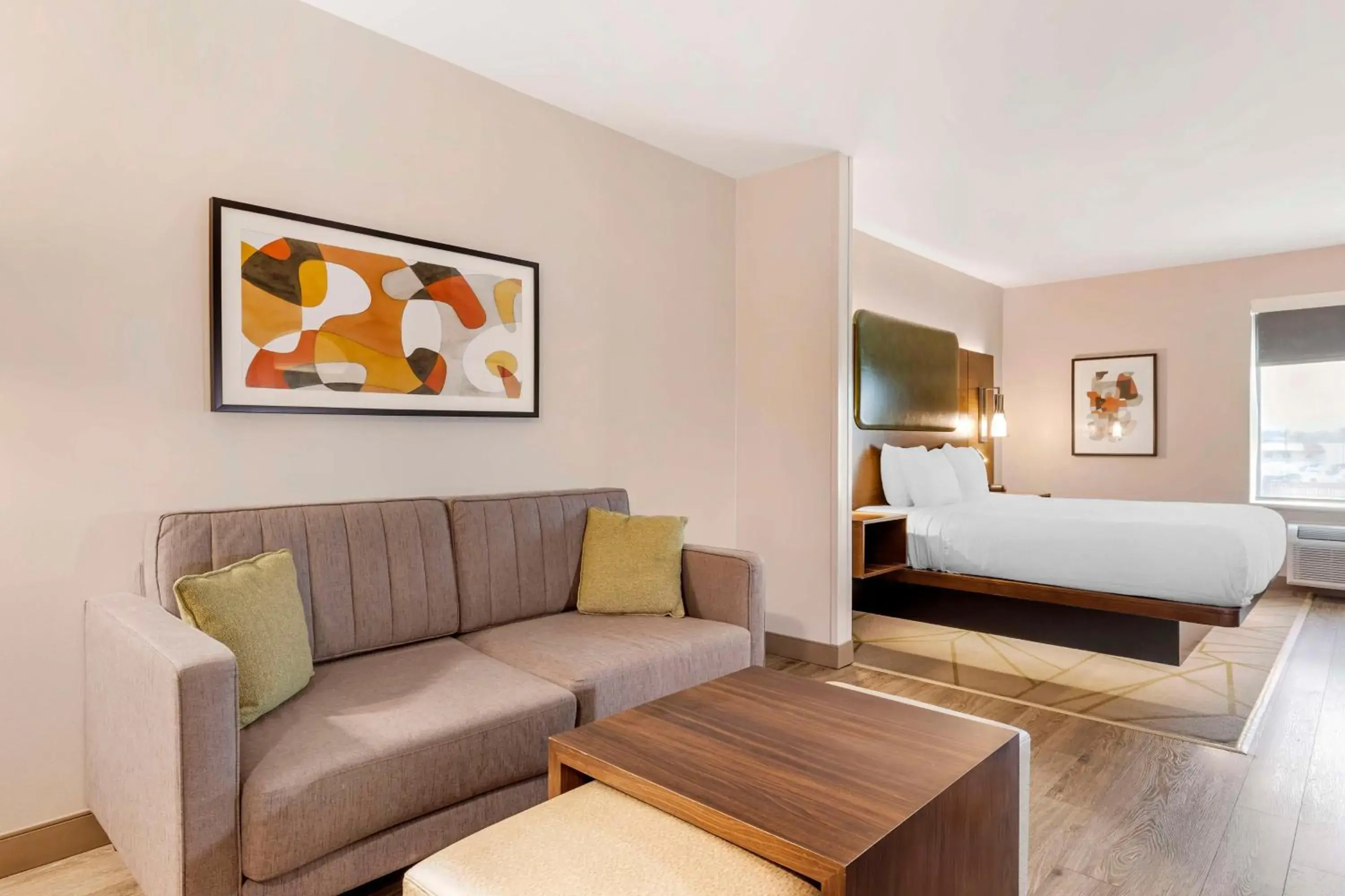 Bedroom, Bed in Best Western Plus Riata Bedroom, Bed in Best Western Plus Riata