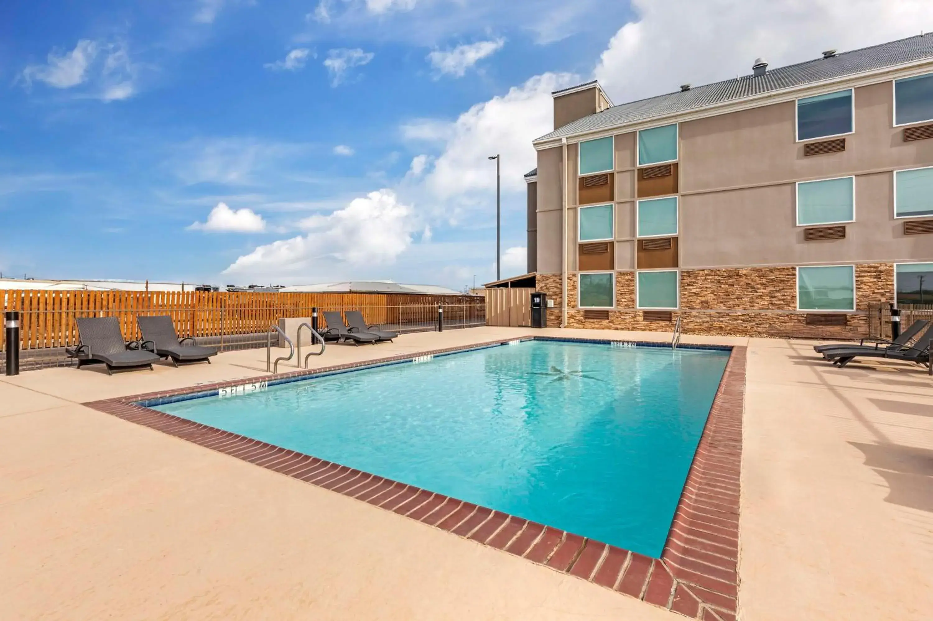 Pool view in Best Western Plus Riata Pool view in Best Western Plus Riata