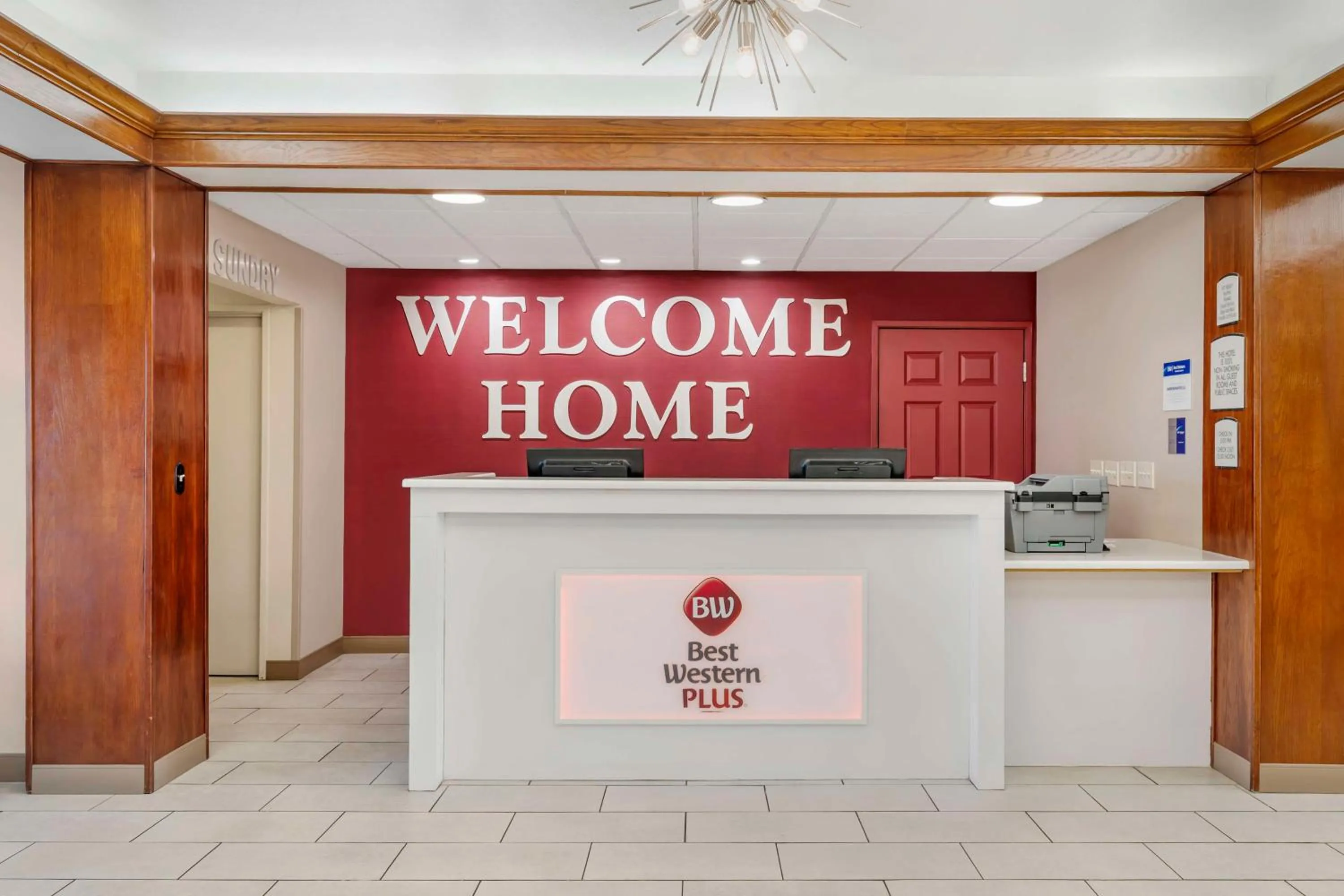Lobby or reception in Best Western Plus Riata