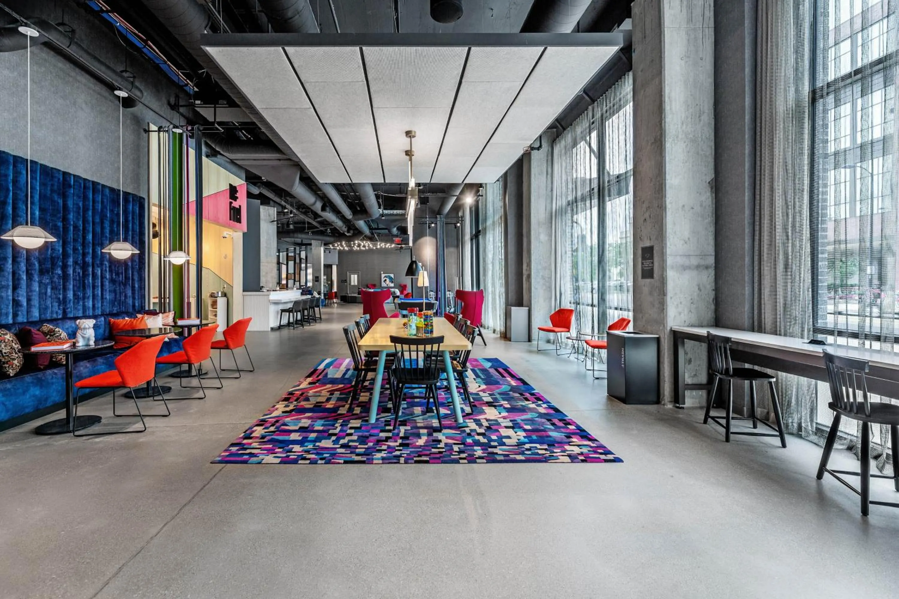 Lobby or reception in Aloft Columbus Easton