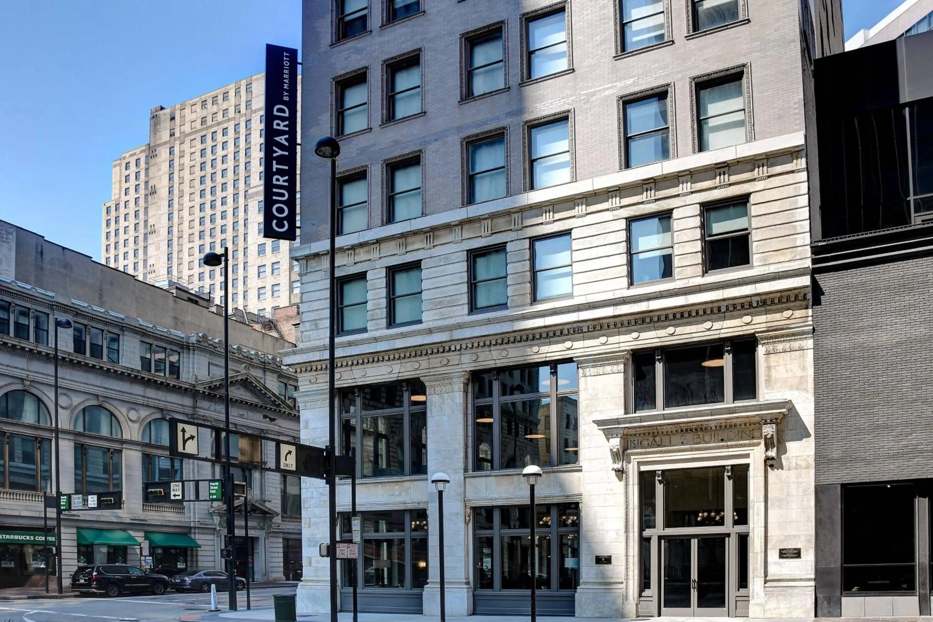 Property building in Courtyard by Marriott Cincinnati Downtown