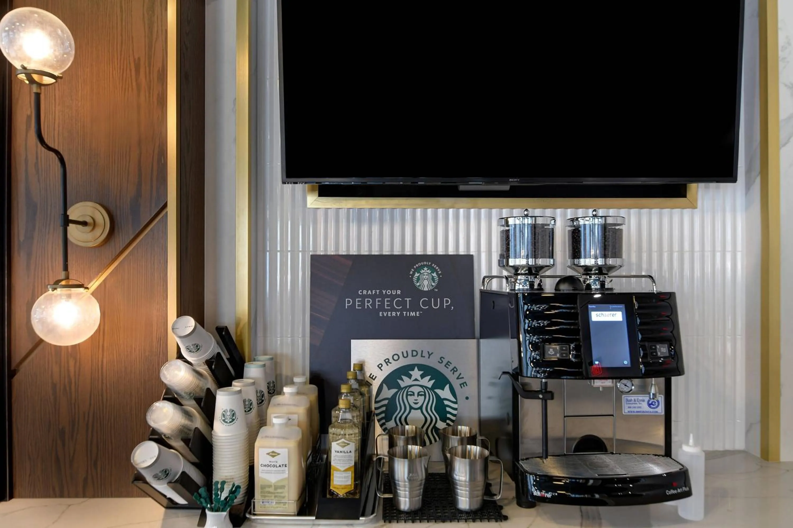 Breakfast in Courtyard by Marriott Cincinnati Downtown