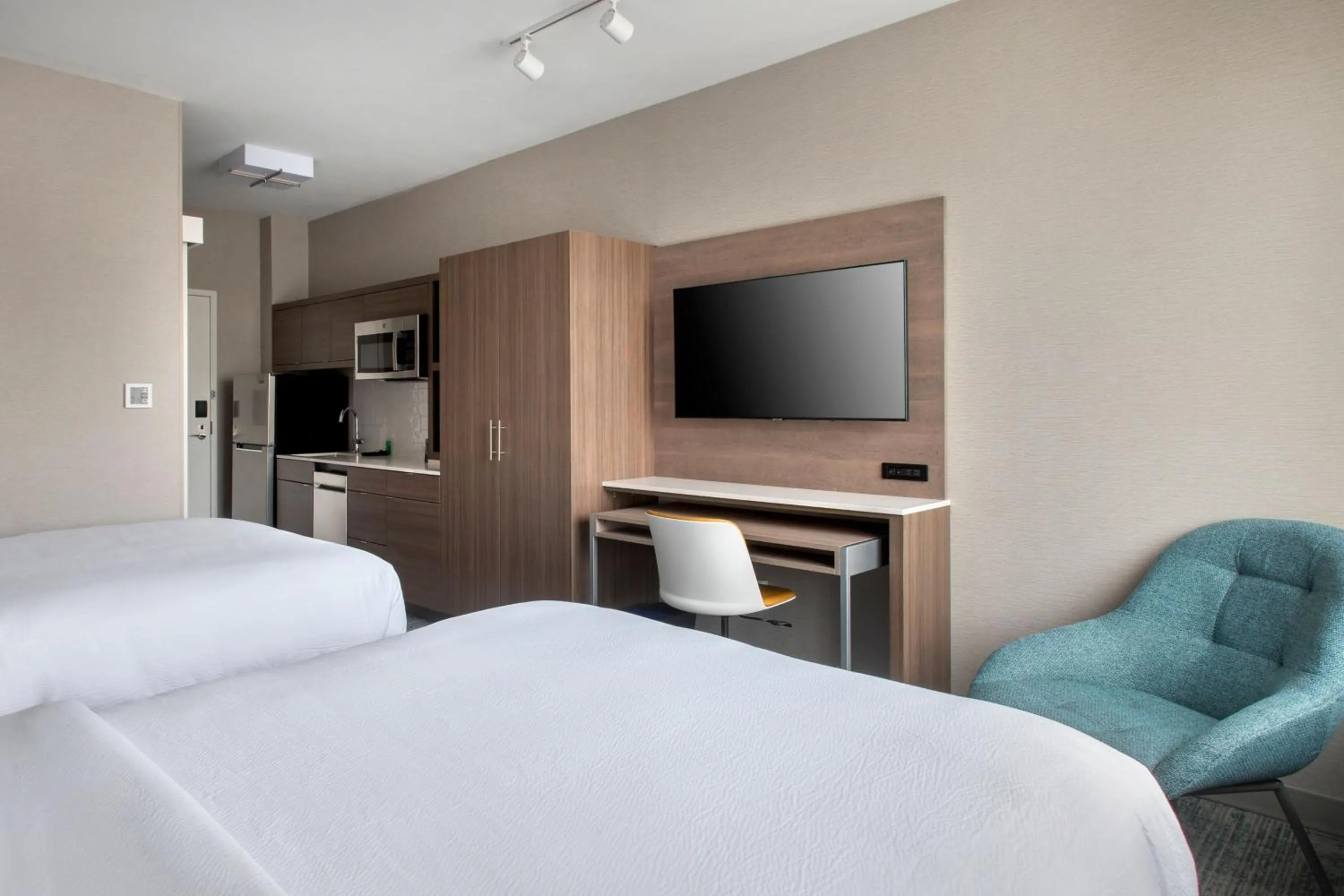 Bedroom, Bed in TownePlace Suites by Marriott New York Brooklyn