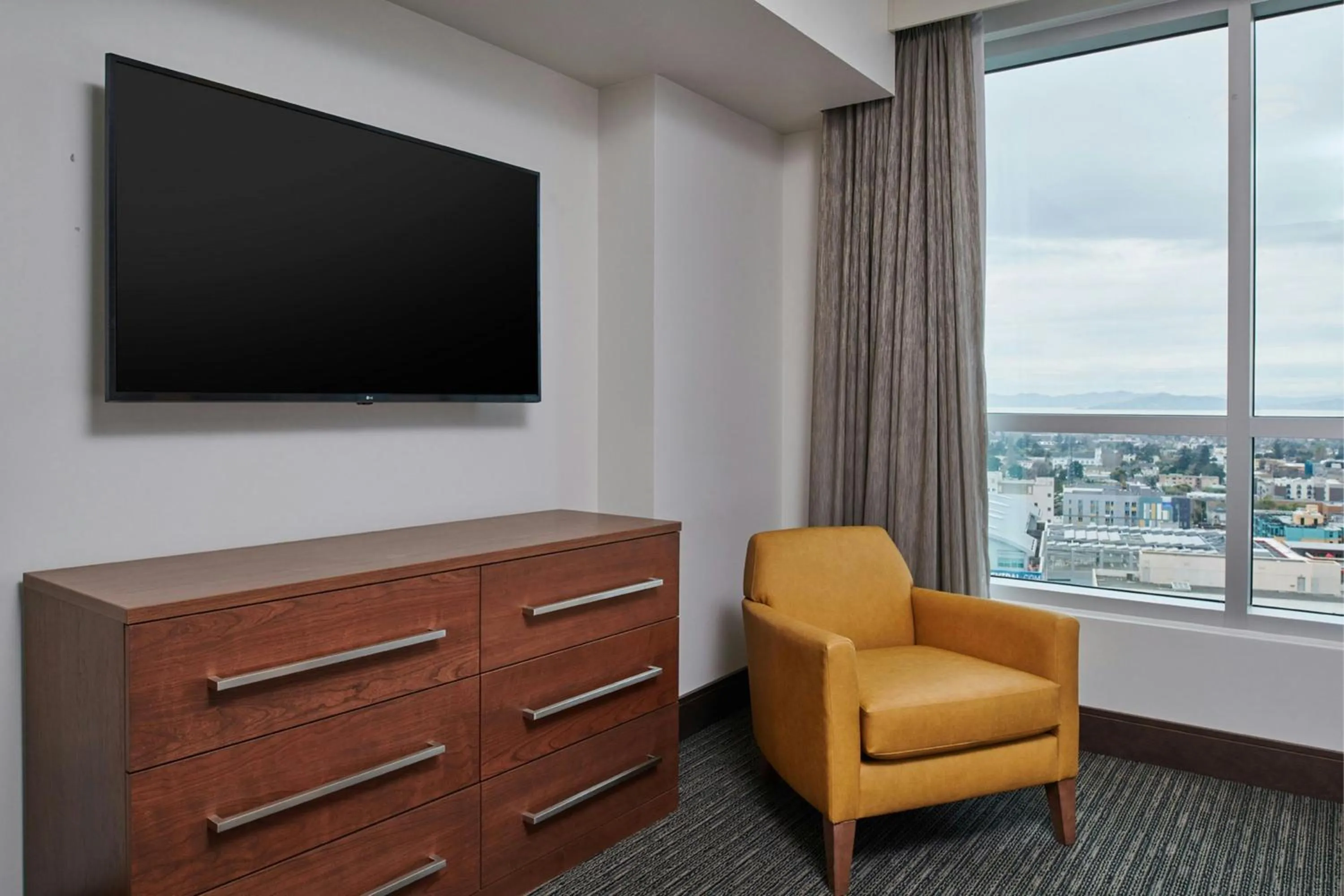Bedroom in Residence Inn By Marriott Berkeley
