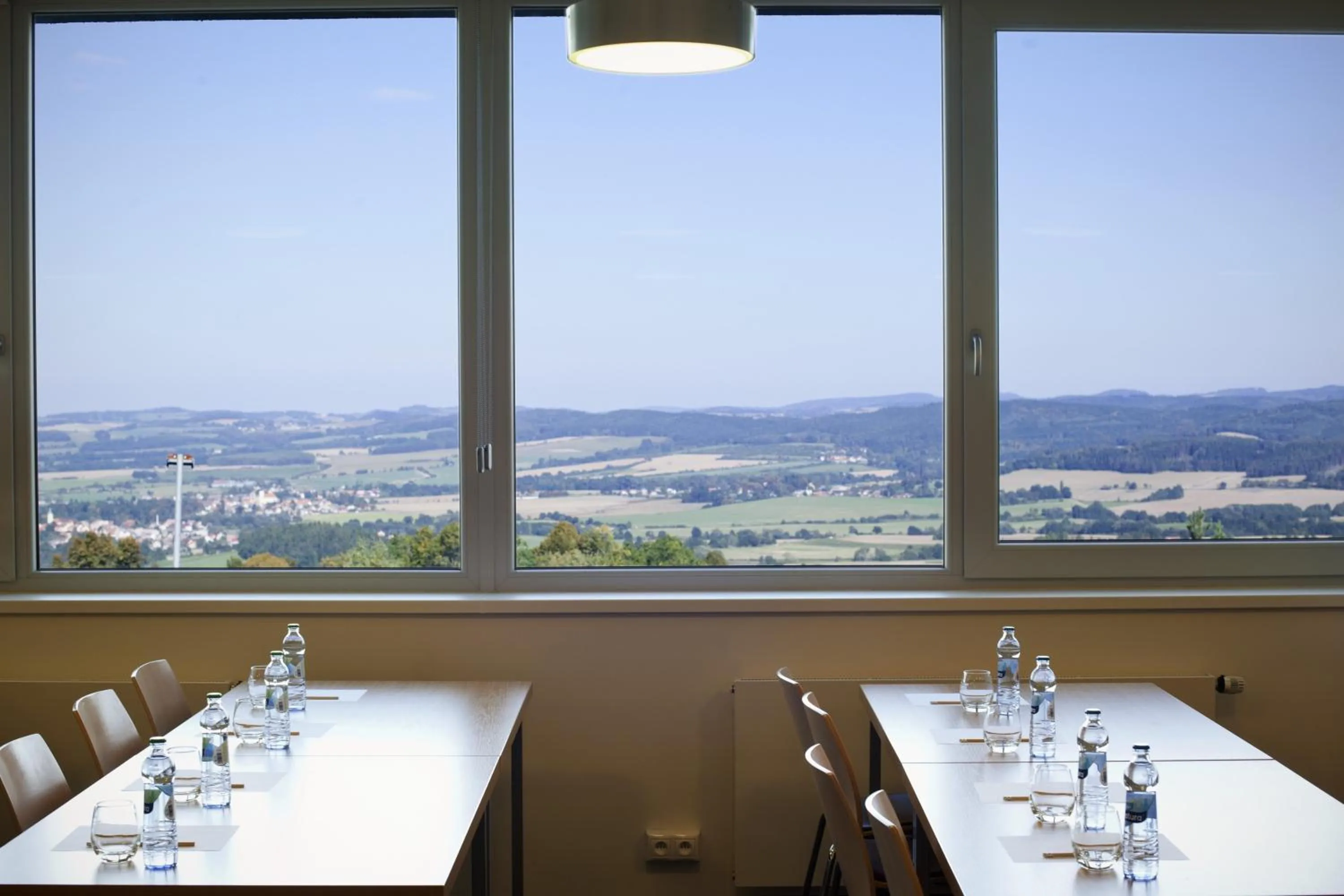 Restaurant/places to eat in Hotel Monínec