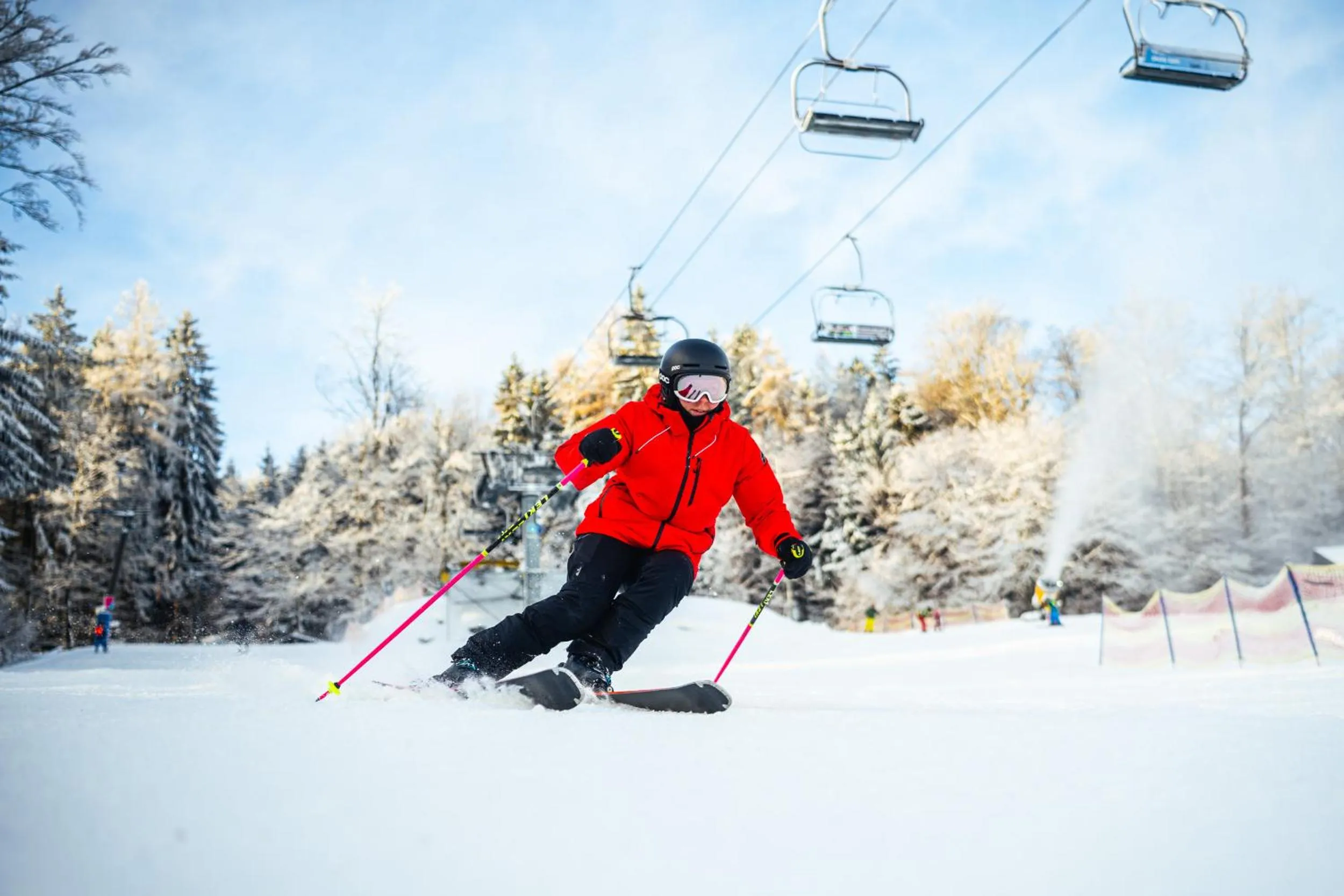 Skiing in Hotel Monínec