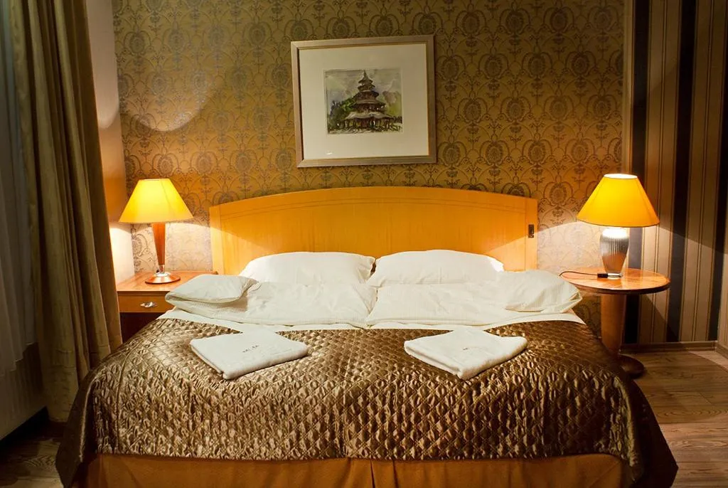 Bed in Hotel MCM Plus