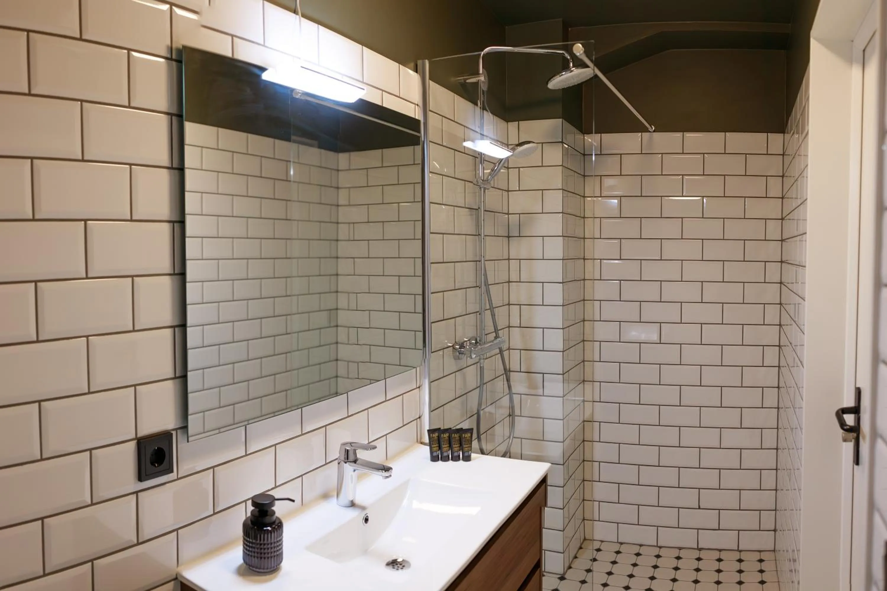 Bathroom in KEX Hostel and Hotel