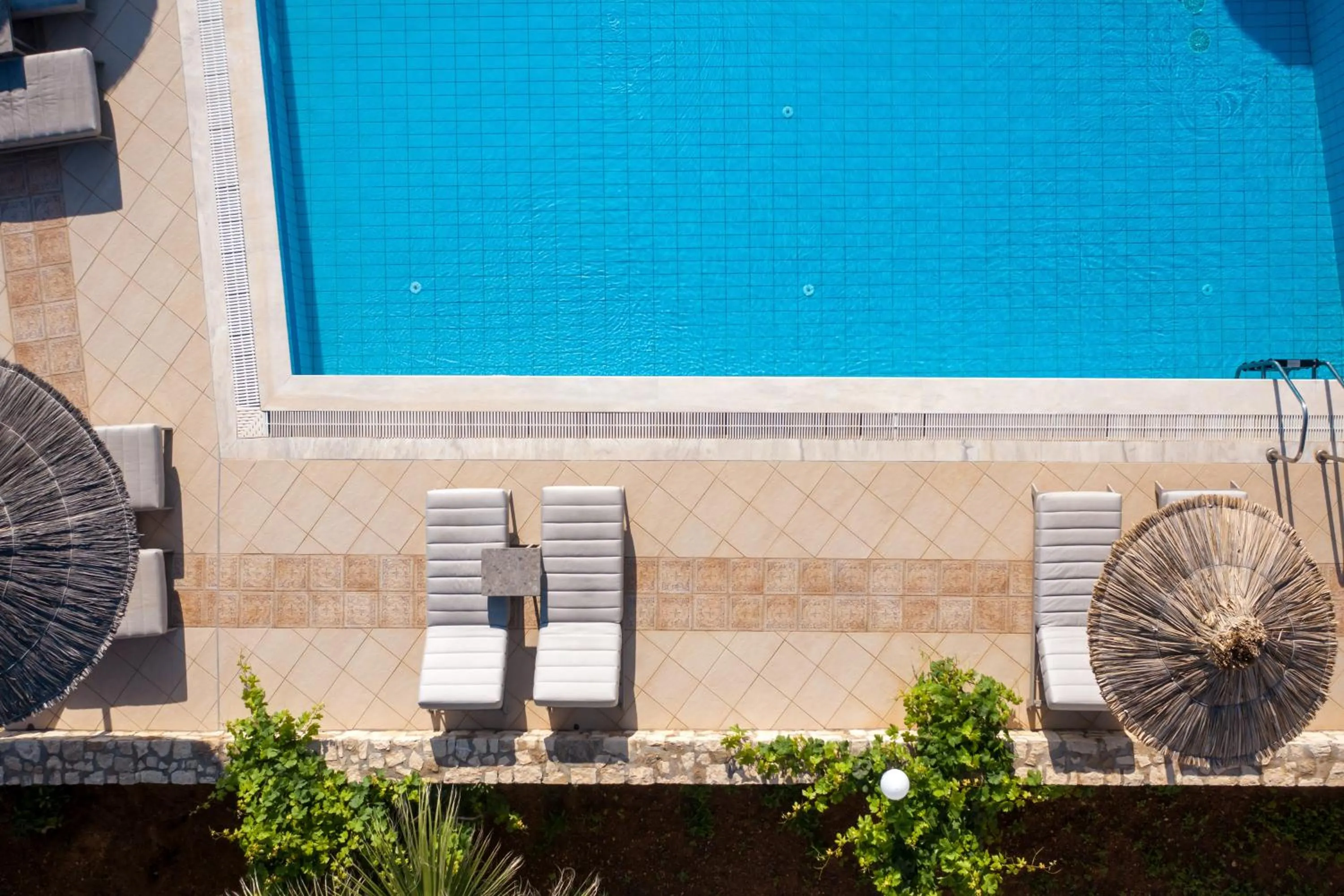 Day in Elèa Concept Hotel & Suites